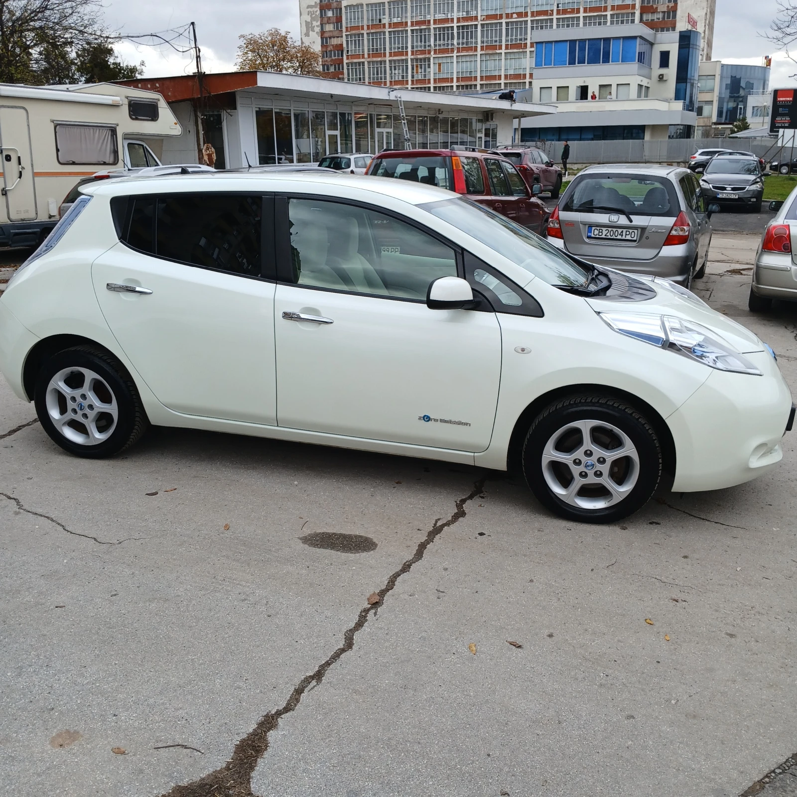Nissan Leaf  СПЕШНО  - изображение 7