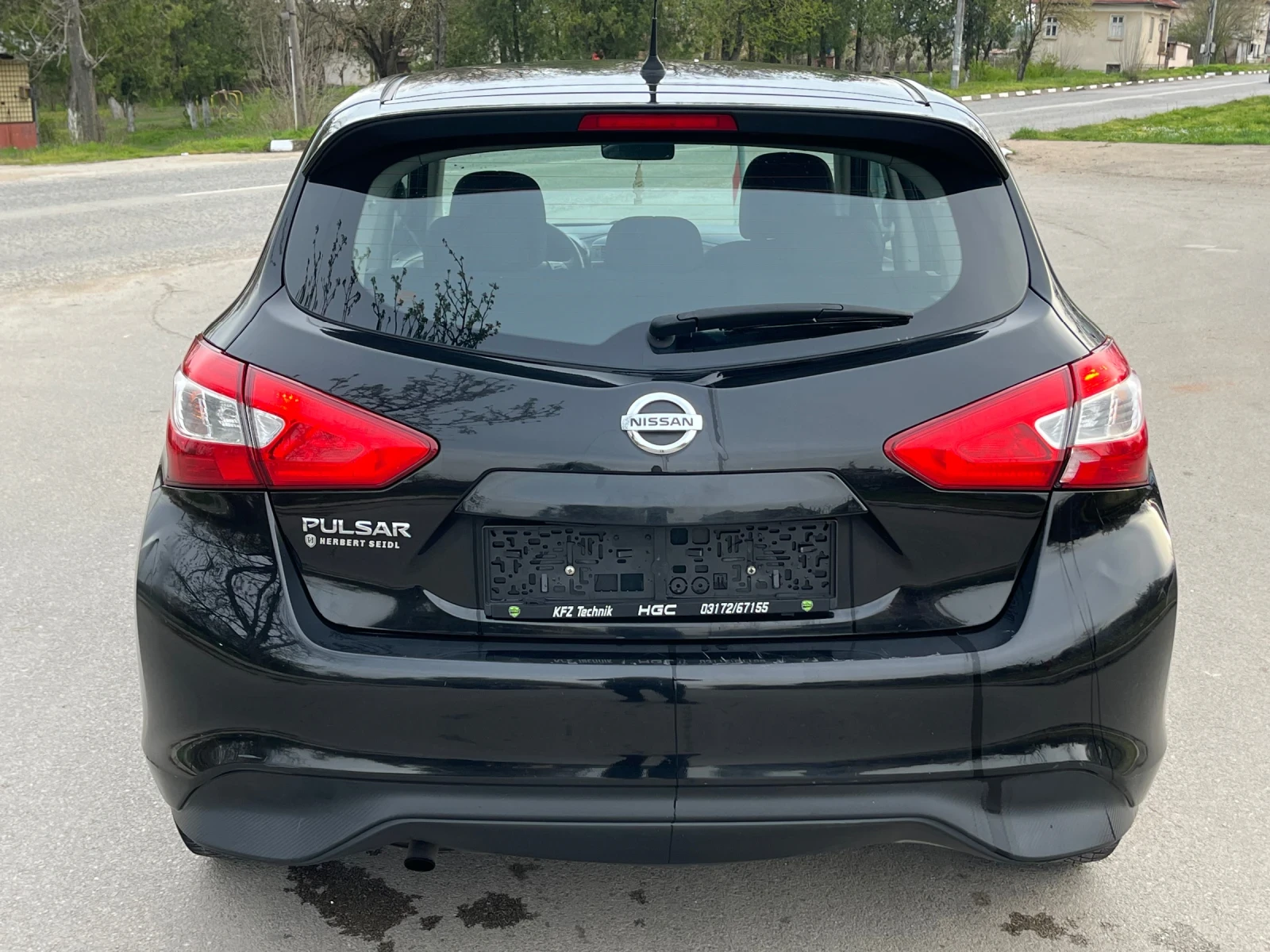 Nissan Pulsar 1.2, снимка 5 - Автомобили и джипове - 54182708