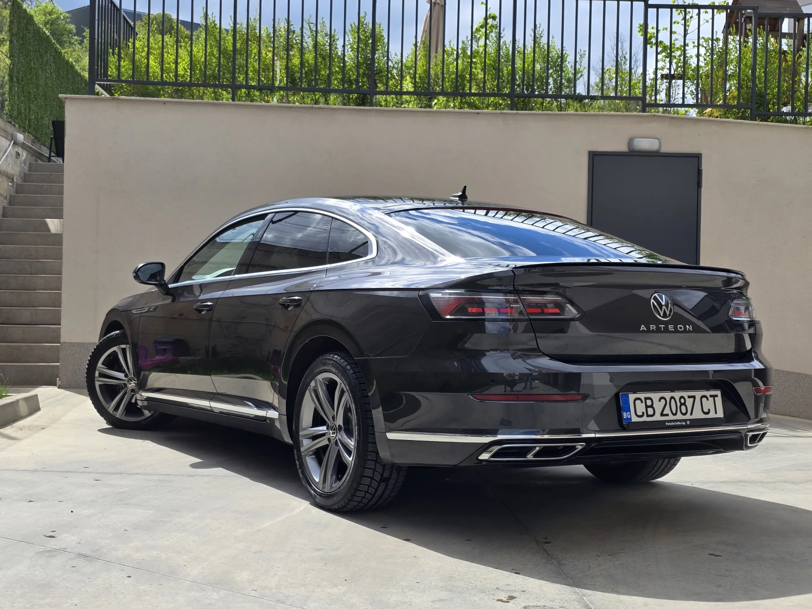 VW Arteon R-Line - ГАРАНЦИЯ, снимка 4 - Автомобили и джипове - 54401761