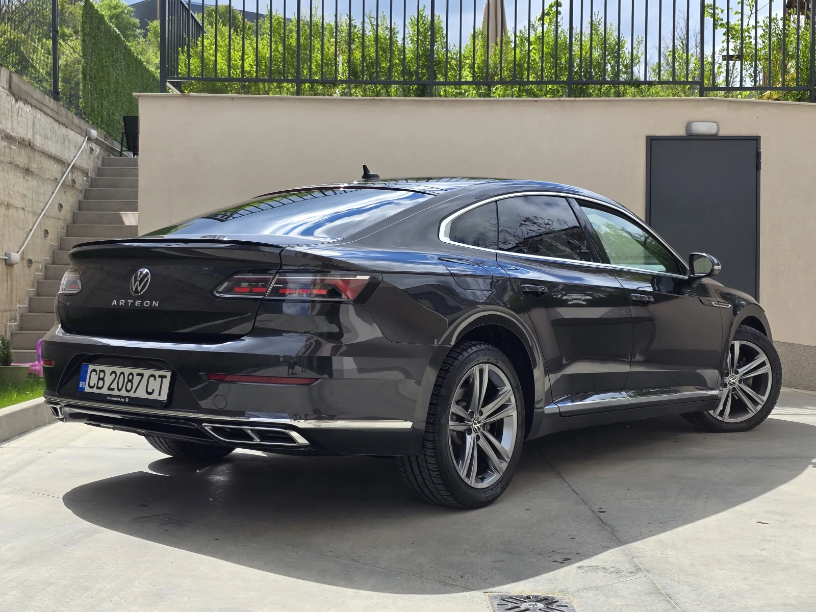 VW Arteon R-Line - ГАРАНЦИЯ, снимка 3 - Автомобили и джипове - 54401761