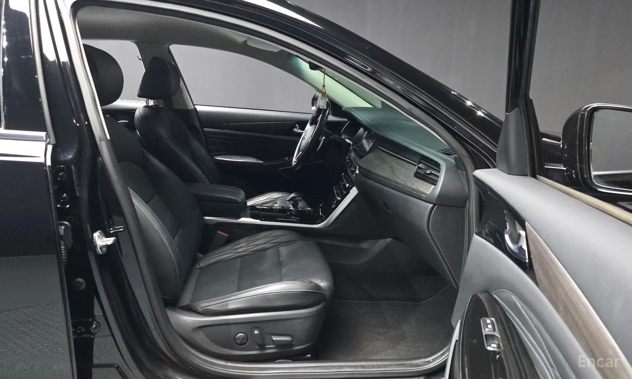 Kia K7 2.5* X* EDITION* ПОДГРЕВ* ОБДУХВАНЕ* LANE* ASSIST*, снимка 14 - Автомобили и джипове - 54576822