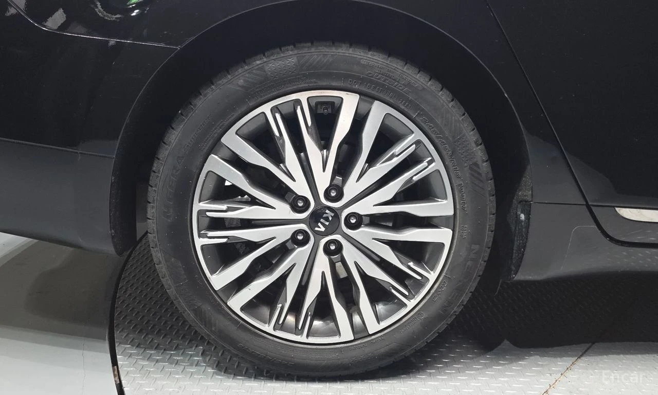 Kia K7 2.5* X* EDITION* ПОДГРЕВ* ОБДУХВАНЕ* LANE* ASSIST*, снимка 5 - Автомобили и джипове - 54576822