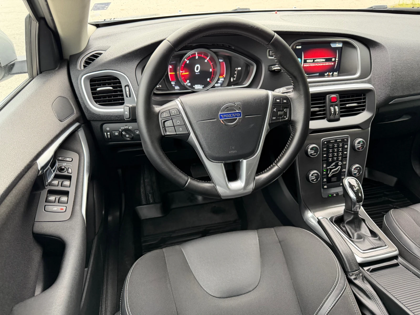 Volvo V40 2.0D 190�.�. AT8 ����6 NAVI FACE | Mobile.bg � ����������� 10