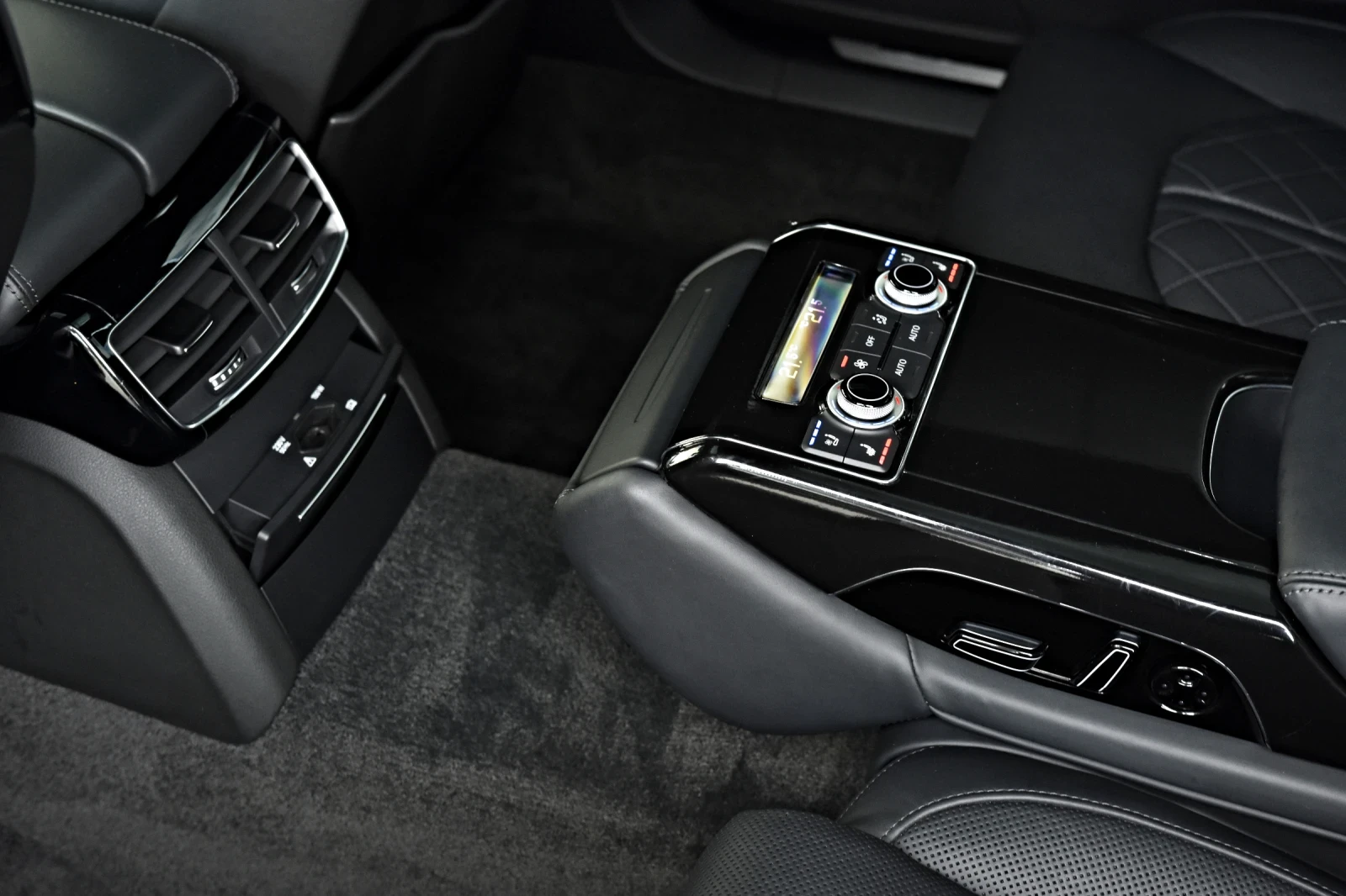 Audi A8 3.0TDI LONG 360 TV MATRIX PANO FULL NOV, снимка 16 - Автомобили и джипове - 54672110