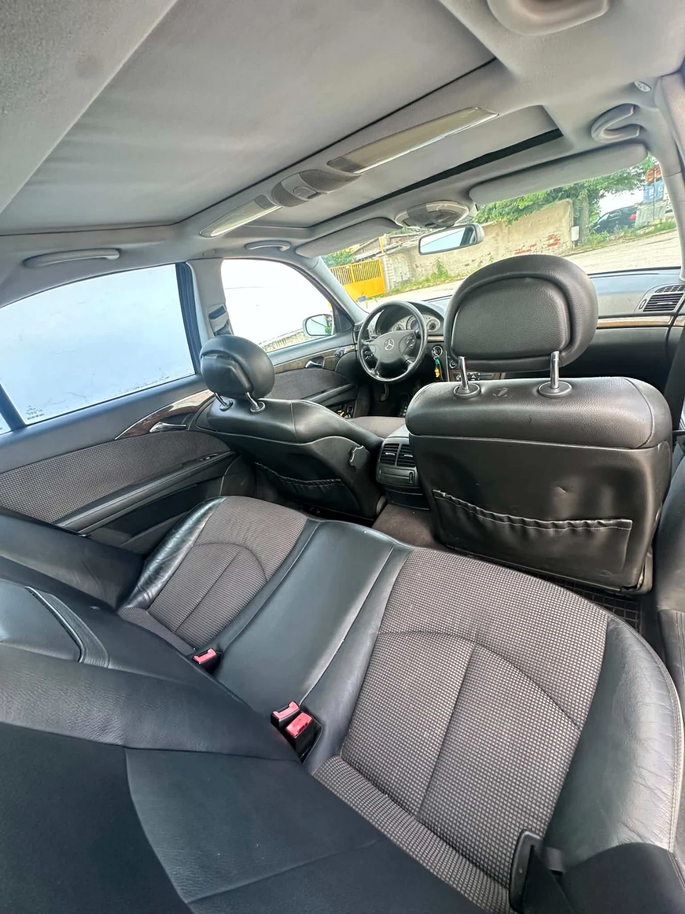 Mercedes-Benz E 270, снимка 8 - Автомобили и джипове - 54891161