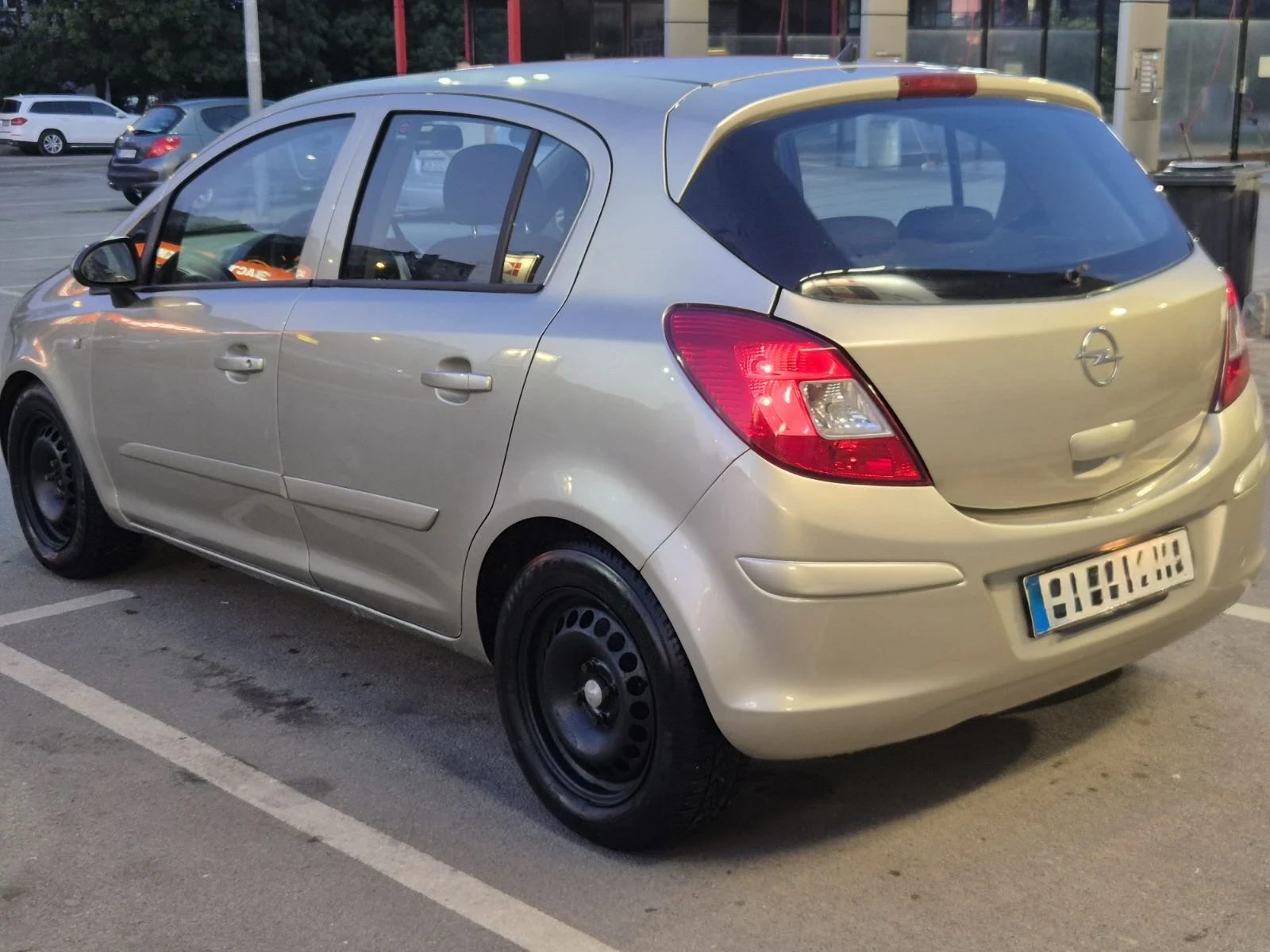 Opel Corsa, снимка 2 - Автомобили и джипове - 54897234