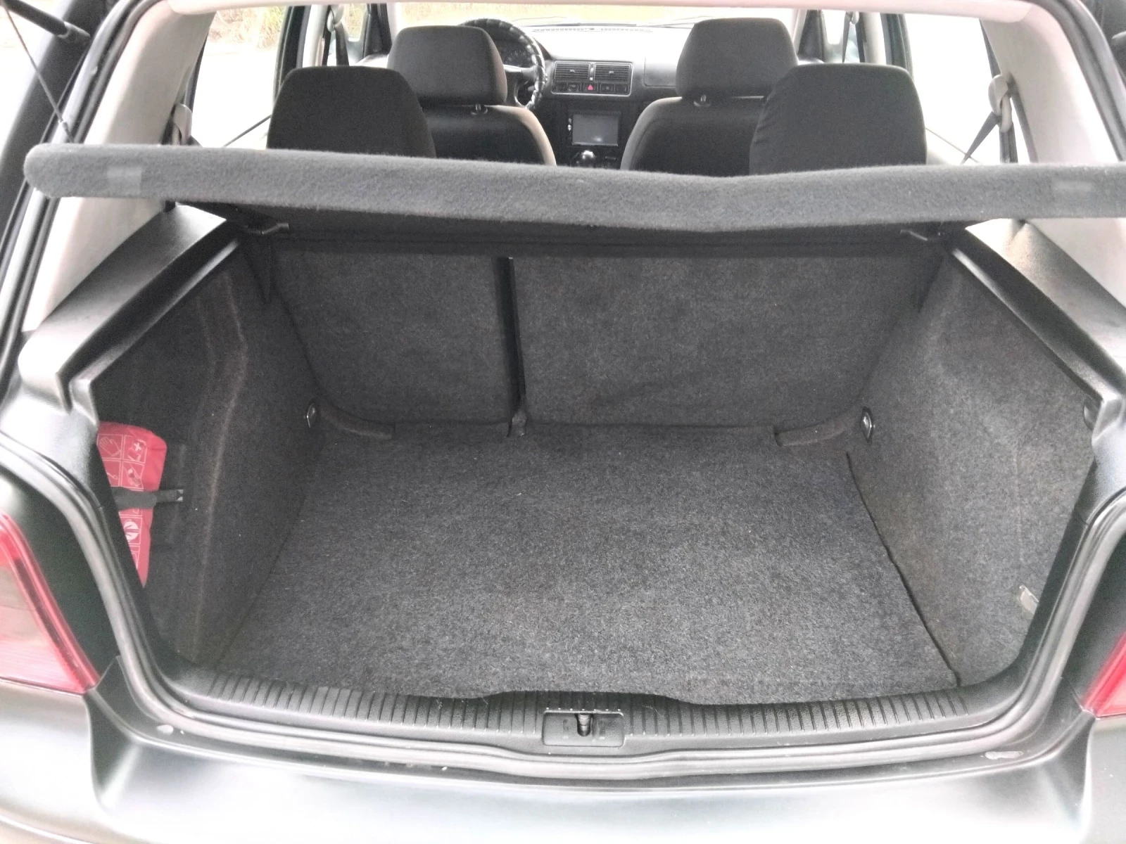 VW Golf 1.9TDI.90к+ КЛИМА , снимка 13 - Автомобили и джипове - 55043326