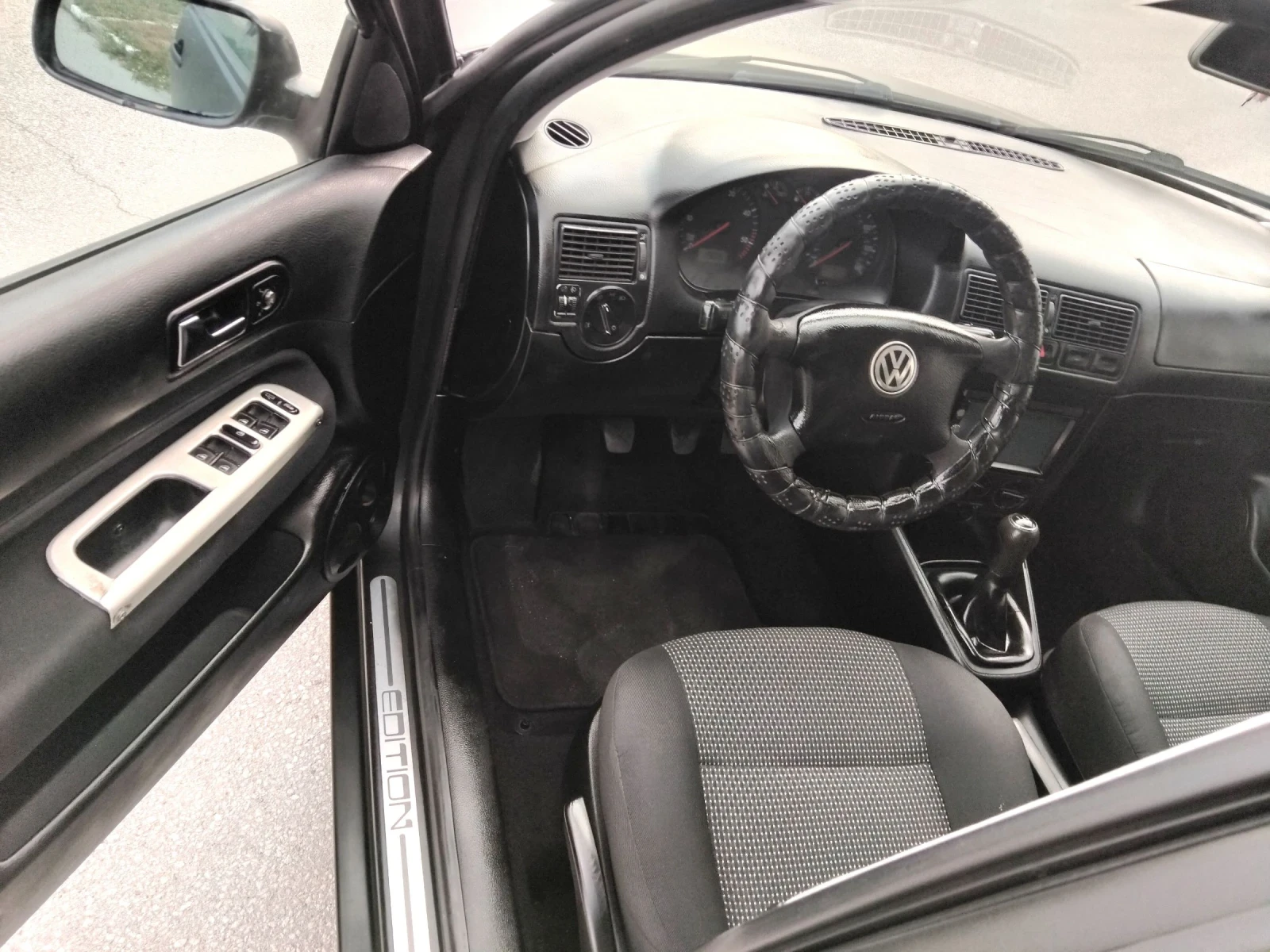 VW Golf 1.9TDI.90к+ КЛИМА , снимка 15 - Автомобили и джипове - 55043326