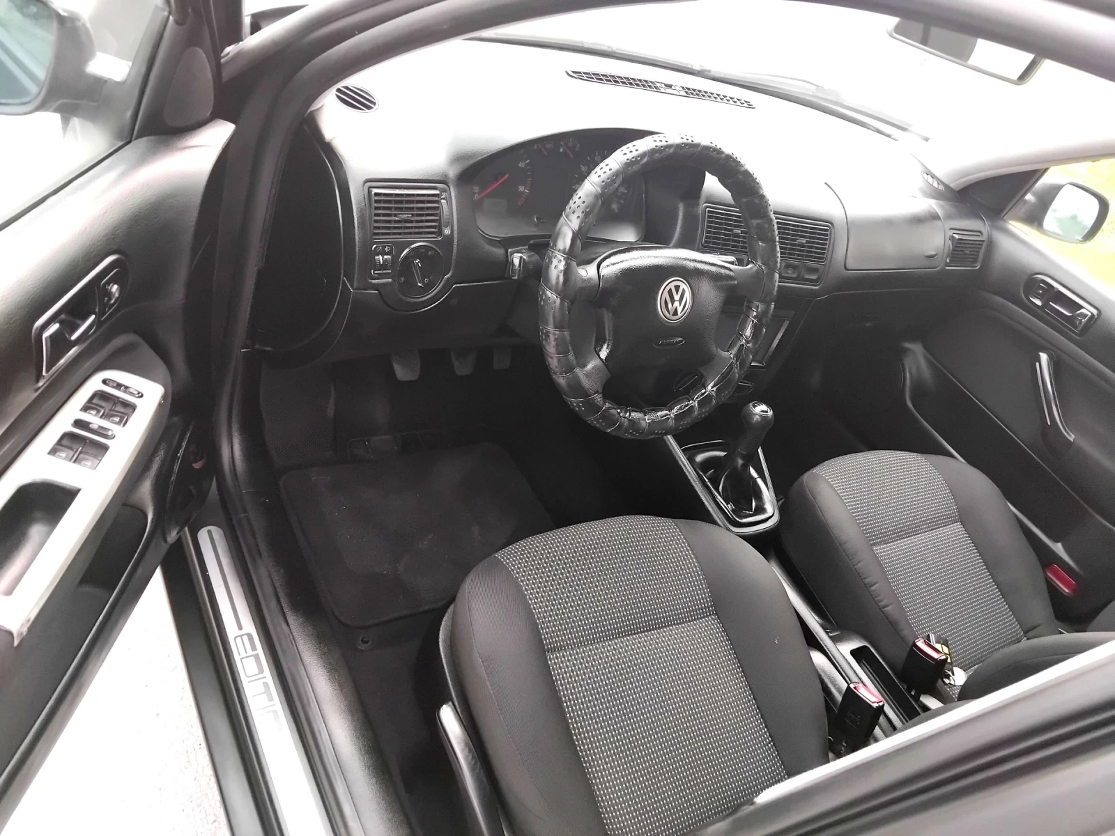 VW Golf 1.9TDI.90к+ КЛИМА , снимка 14 - Автомобили и джипове - 55043326