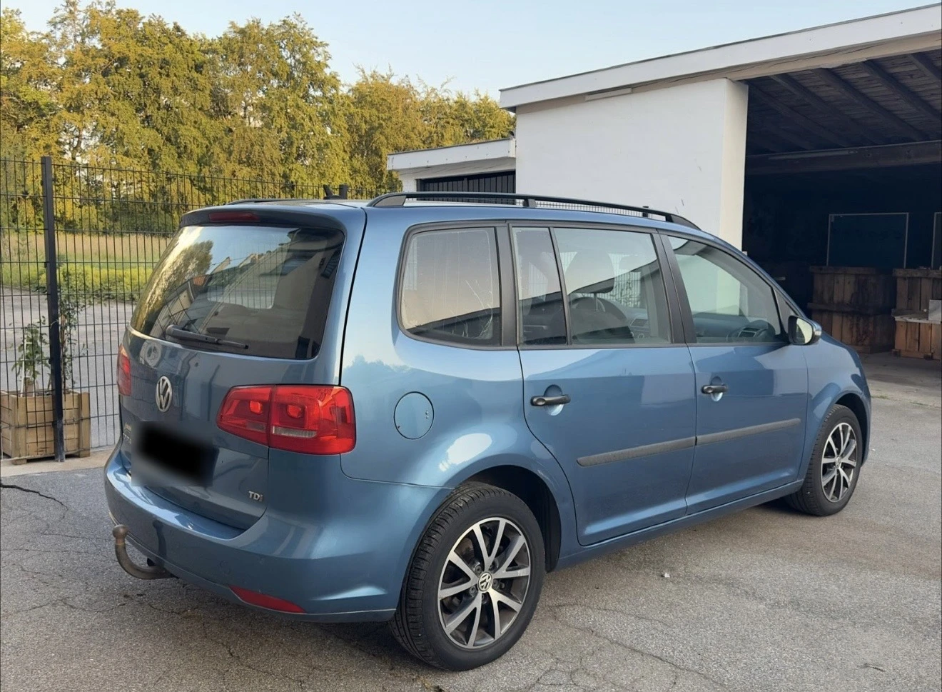VW Touran ОЧАКВАН ВНОС 12.06.2026 7-МЕСТЕН, снимка 5 - Автомобили и джипове - 55160075