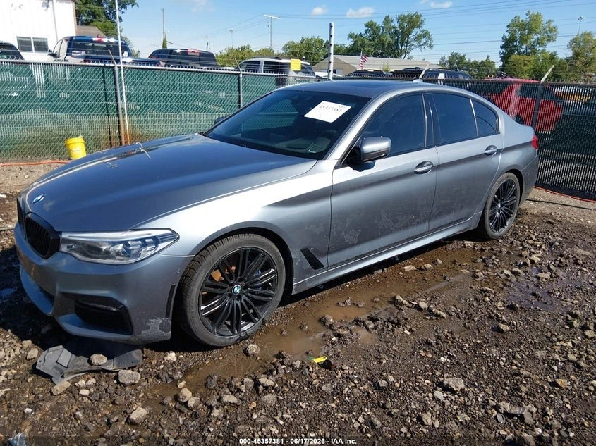 BMW 540 MPACK* AMBIENT* HEADUP* DRIVEASSIST* PARKASSIST, снимка 3 - Автомобили и джипове - 55218872