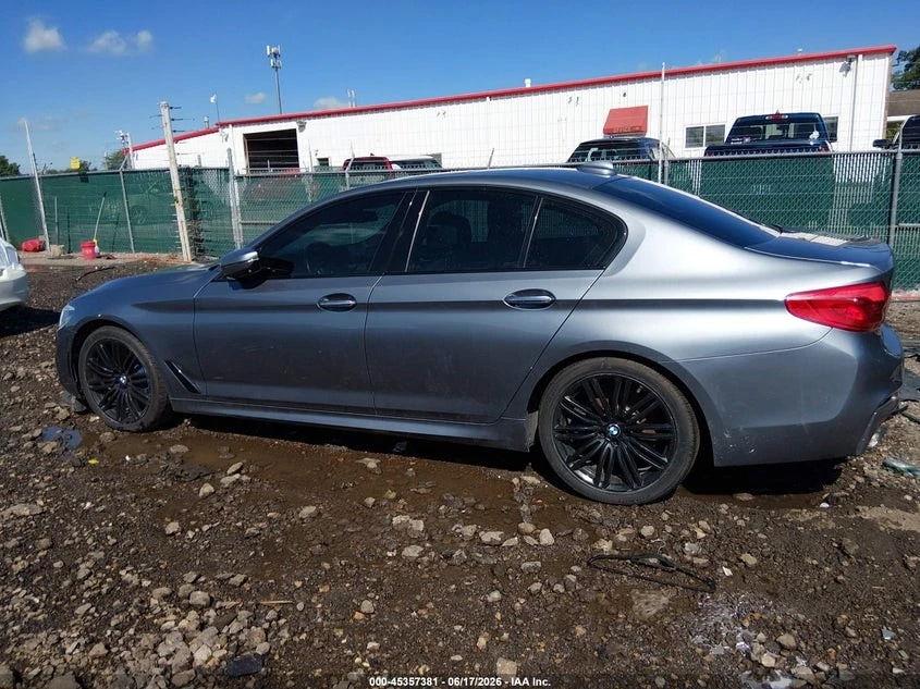 BMW 540 MPACK* AMBIENT* HEADUP* DRIVEASSIST* PARKASSIST, снимка 5 - Автомобили и джипове - 55218872