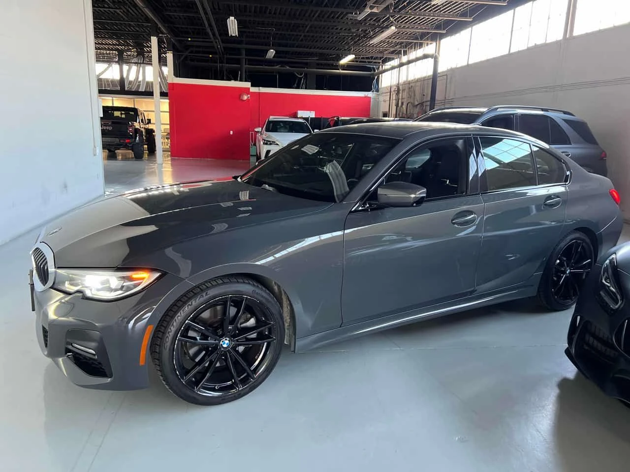 BMW 330 330i xDrive  CARFAX, снимка 2 - Автомобили и джипове - 55296060