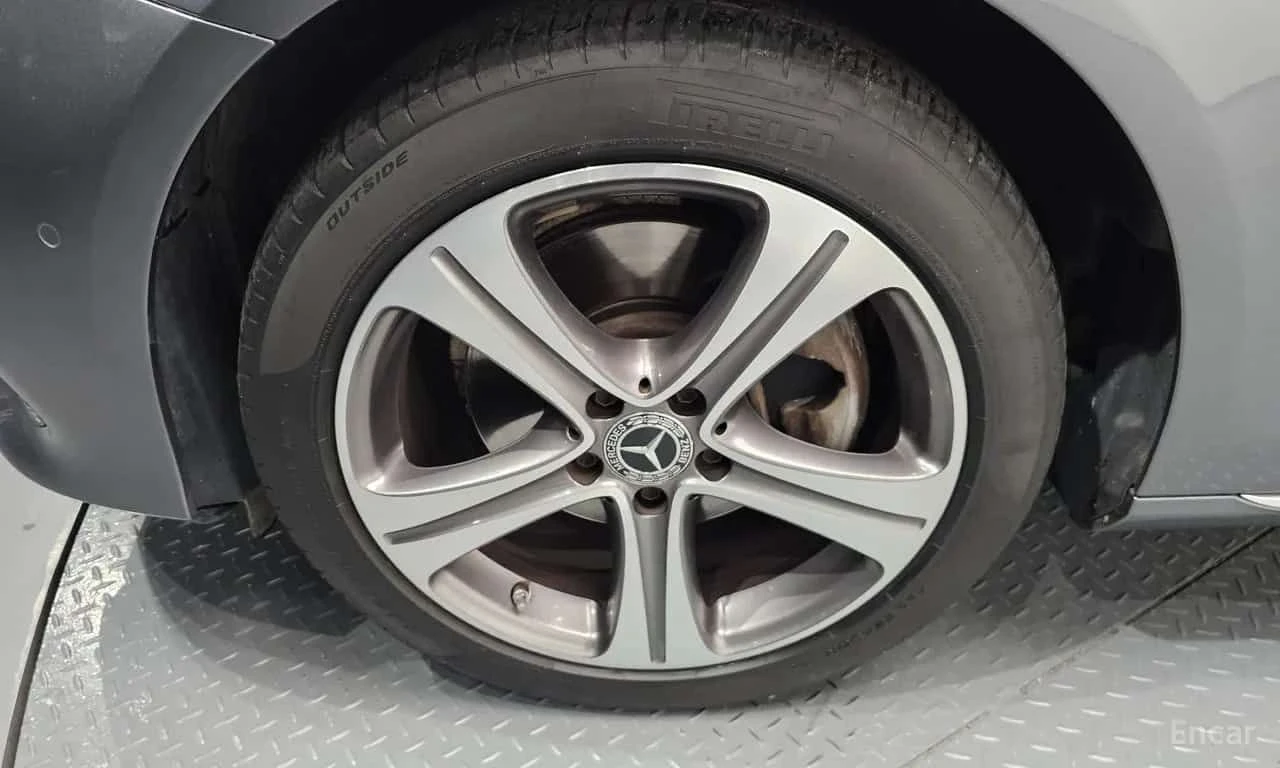 Mercedes-Benz E 220 * Avantgarde * ������ ���� �� �������� *  | Mobile.bg � ����������� 5