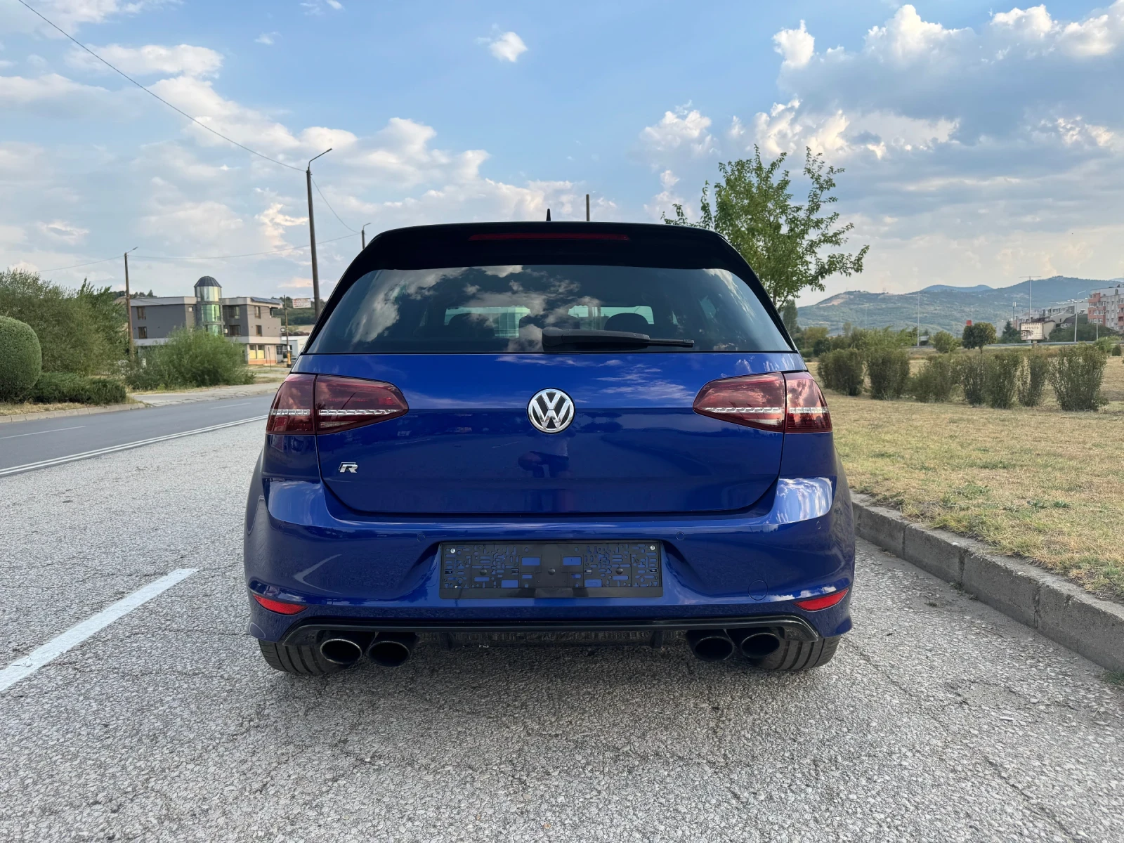 VW Golf 2.0 R 4x4 DSG Full, снимка 4 - Автомобили и джипове - 55779912