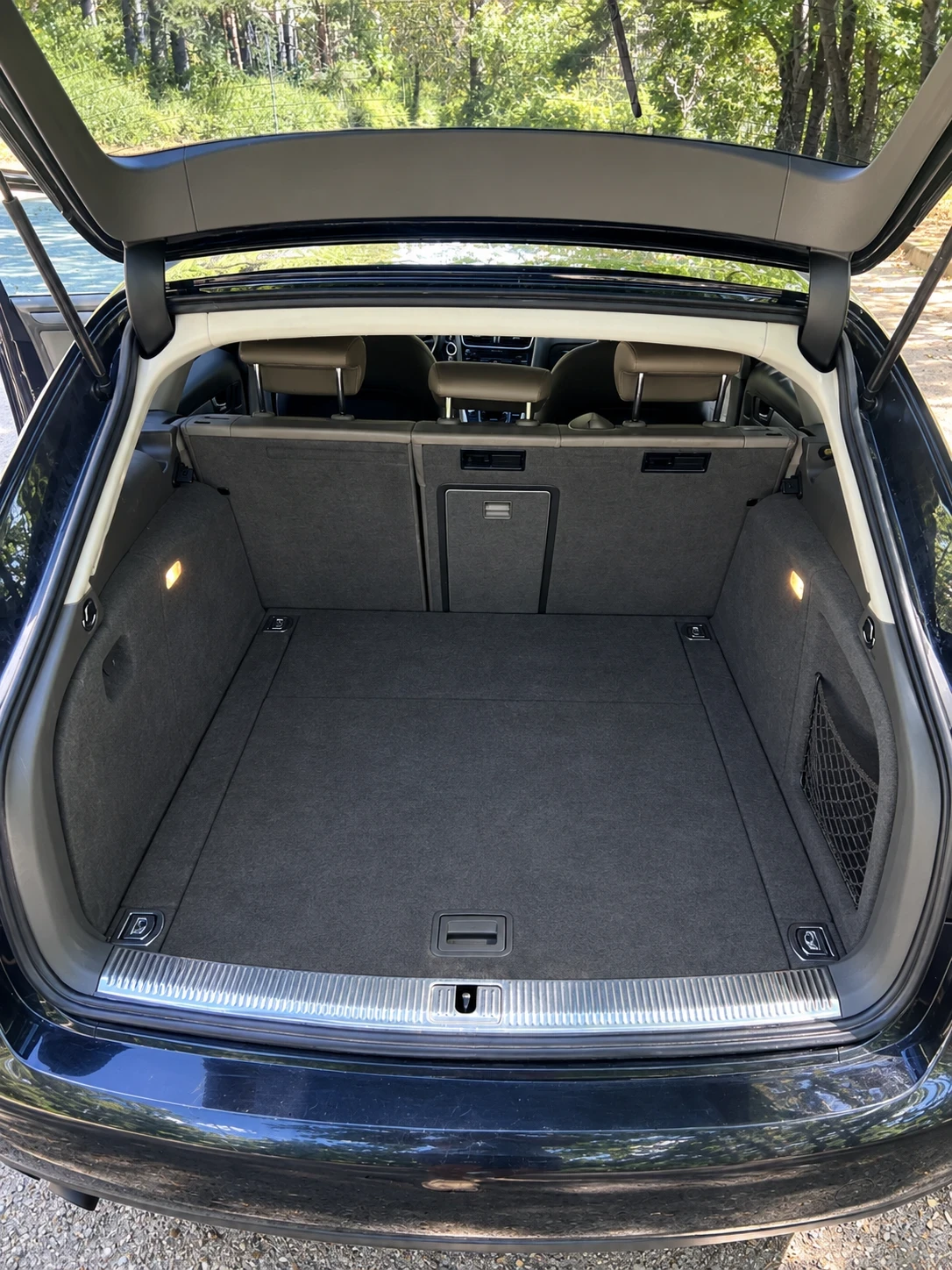 Audi A4, снимка 3 - Автомобили и джипове - 55978186
