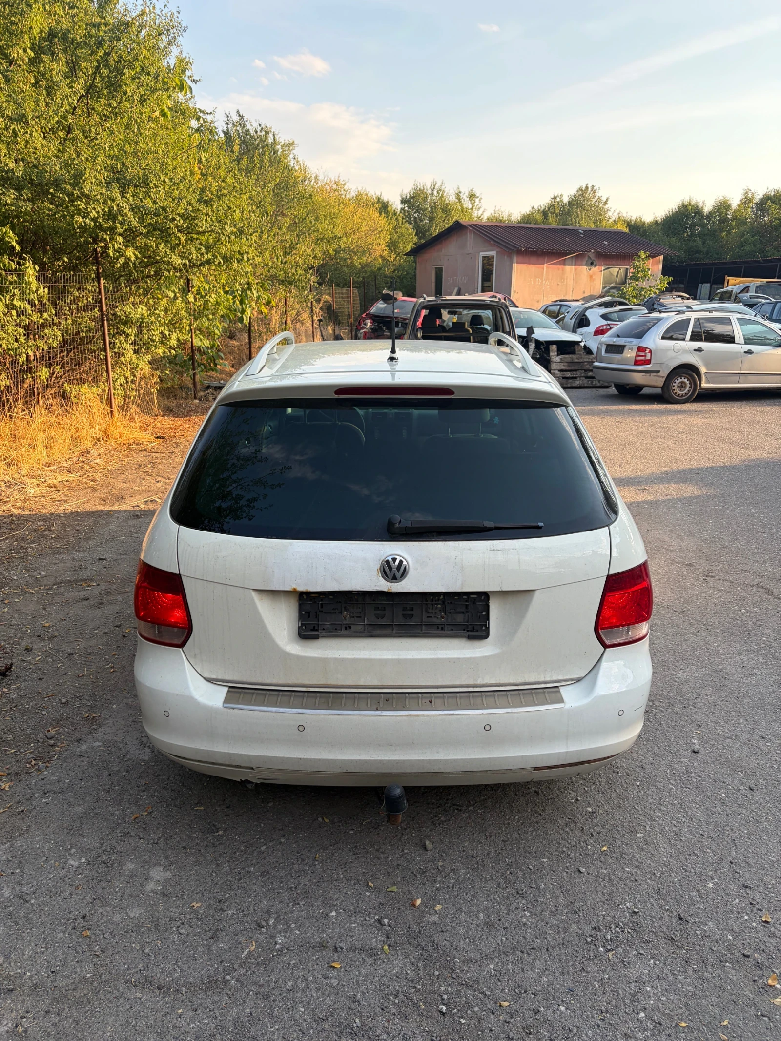 VW Golf 1.9 TDI, снимка 5 - Автомобили и джипове - 56141434