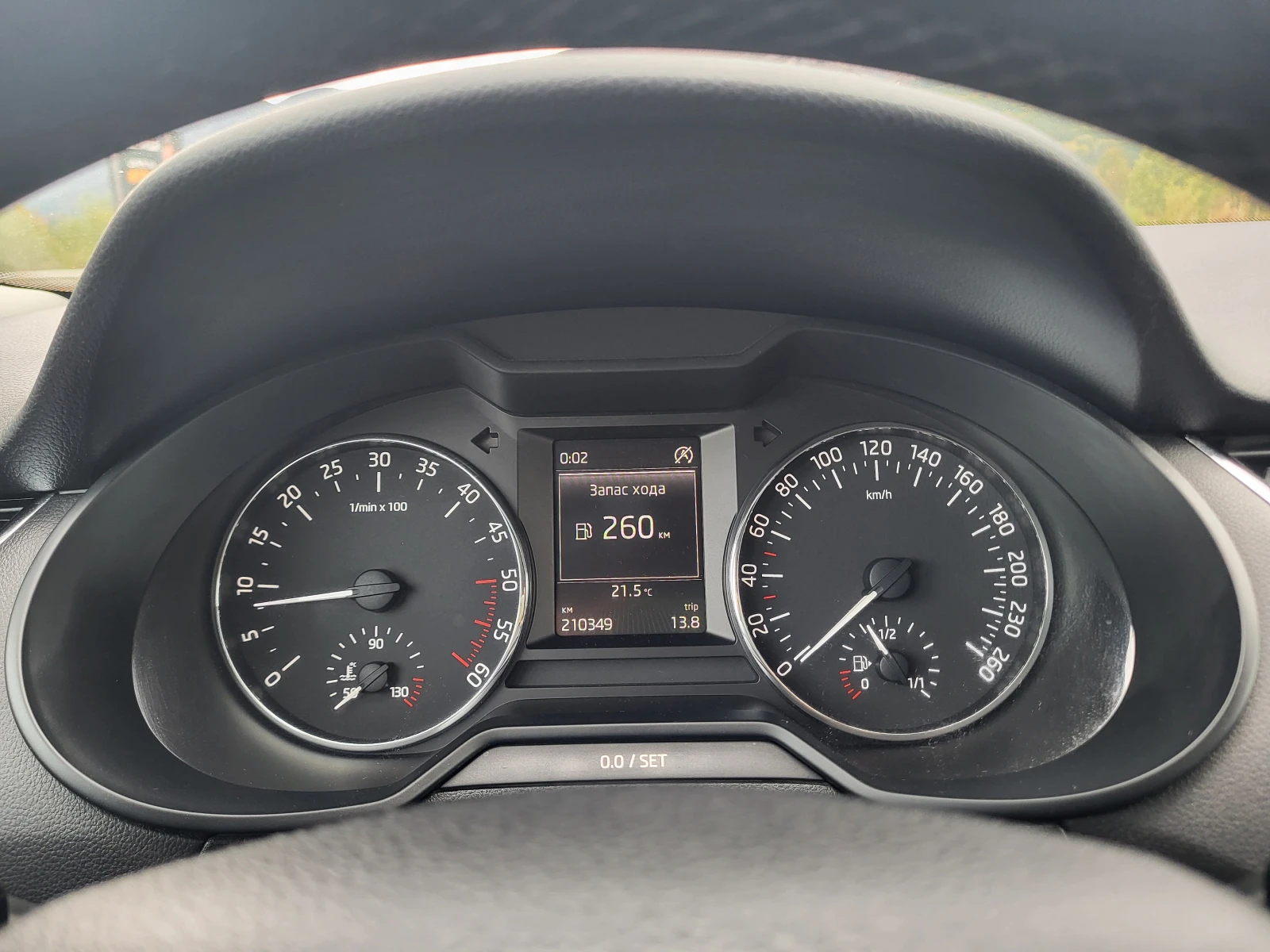 Skoda Octavia 1.6TDi, снимка 16 - Автомобили и джипове - 56273378