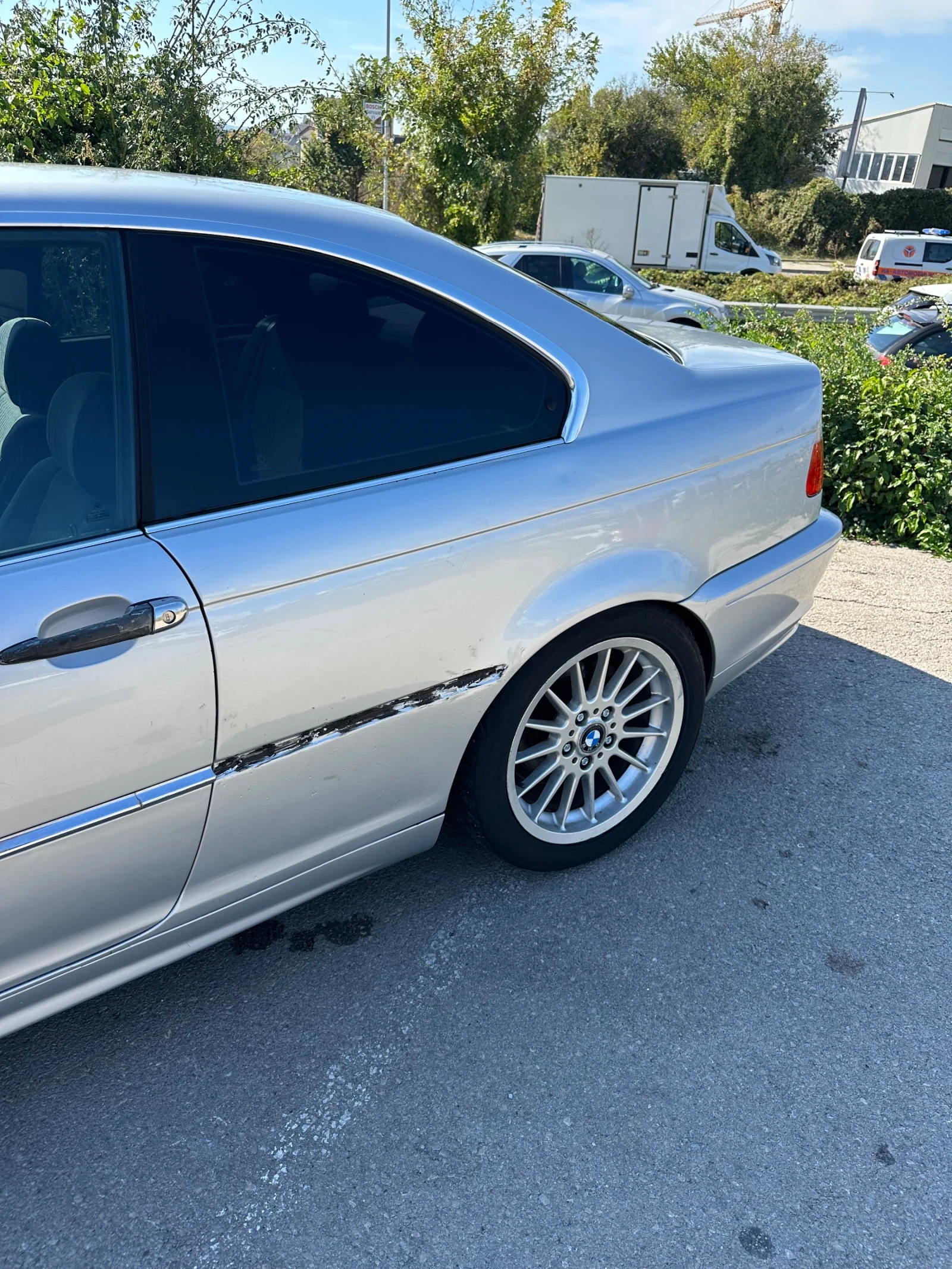 BMW 318, снимка 6 - Автомобили и джипове - 56514396