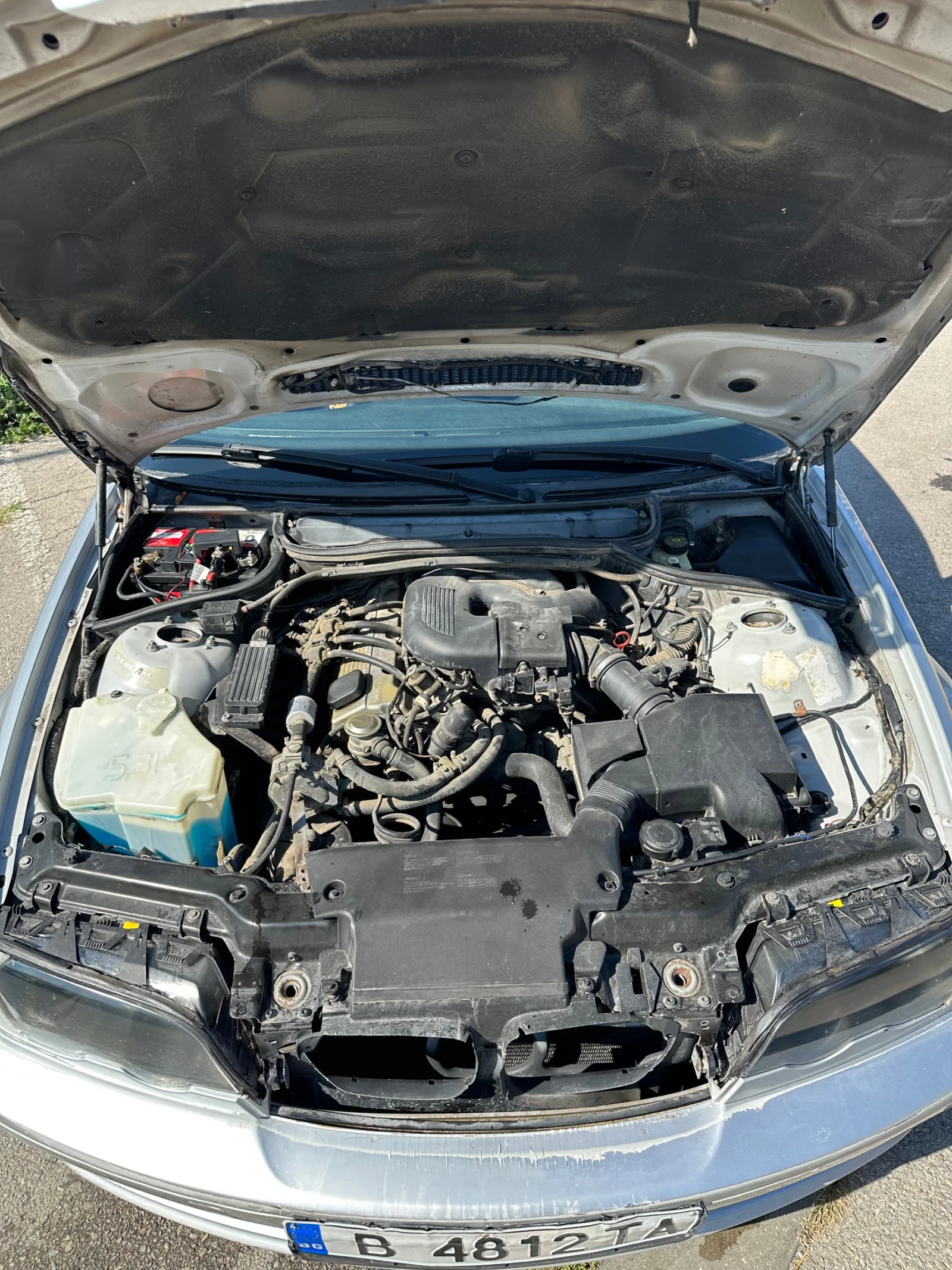 BMW 318, снимка 8 - Автомобили и джипове - 56514396