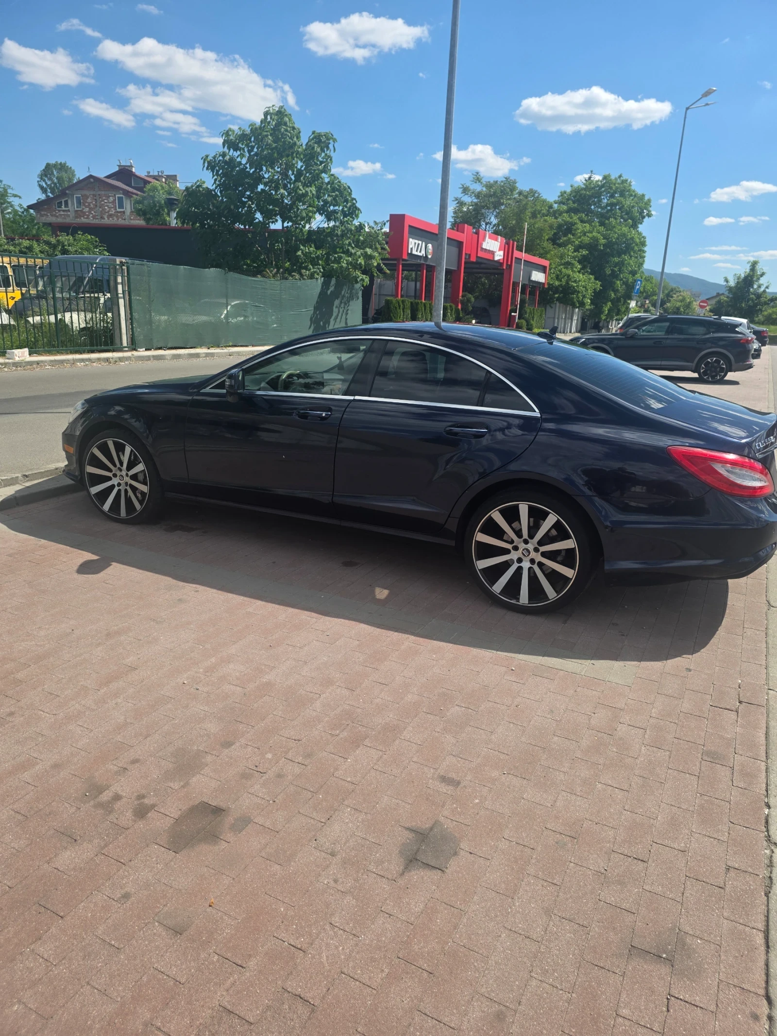 Mercedes-Benz CLS 500 550, снимка 5 - Автомобили и джипове - 56645445