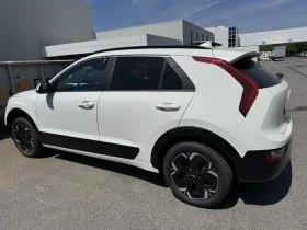 Kia Niro 65KWh INSPIRATION/2023г./12000КМ!, снимка 2