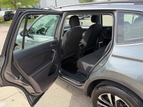 VW Tiguan * 4Motion * CARFAX * , снимка 9