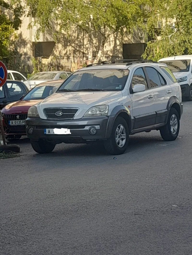 Kia Sorento, снимка 1 - Автомобили и джипове - 47010735