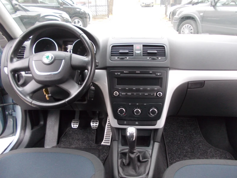 Skoda Yeti 1.8TSI-4x4-клима, снимка 8 - Автомобили и джипове - 47823963