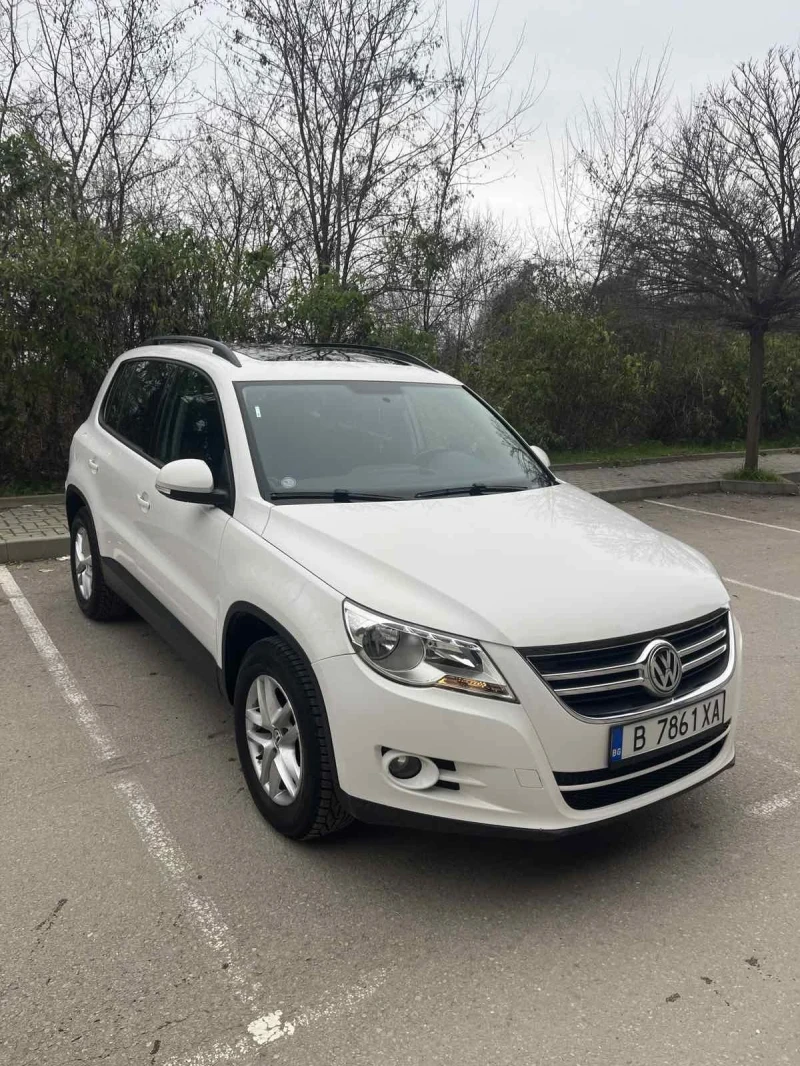 VW Tiguan 2.0TDI 4X4, снимка 1 - Автомобили и джипове - 48678816