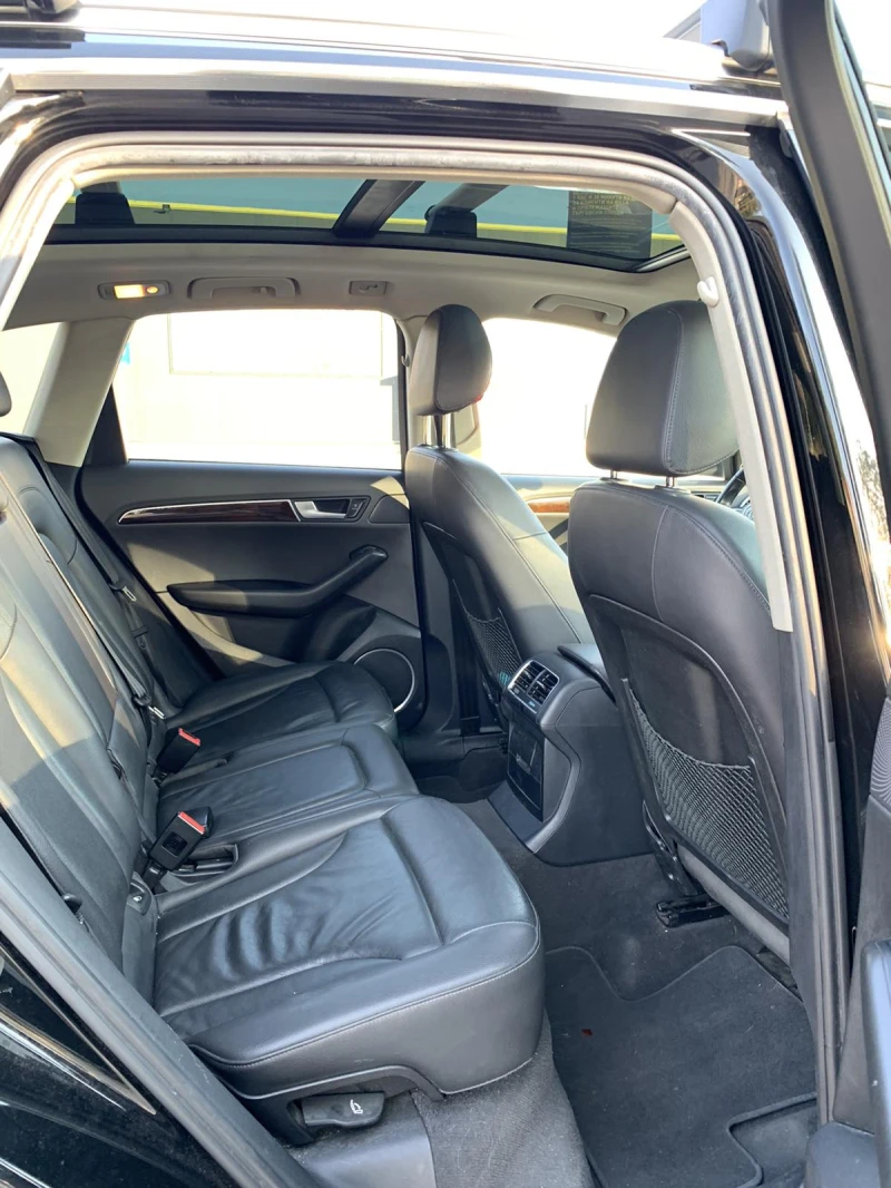 Audi Q5 2.0t quattro , снимка 7 - Автомобили и джипове - 52230161