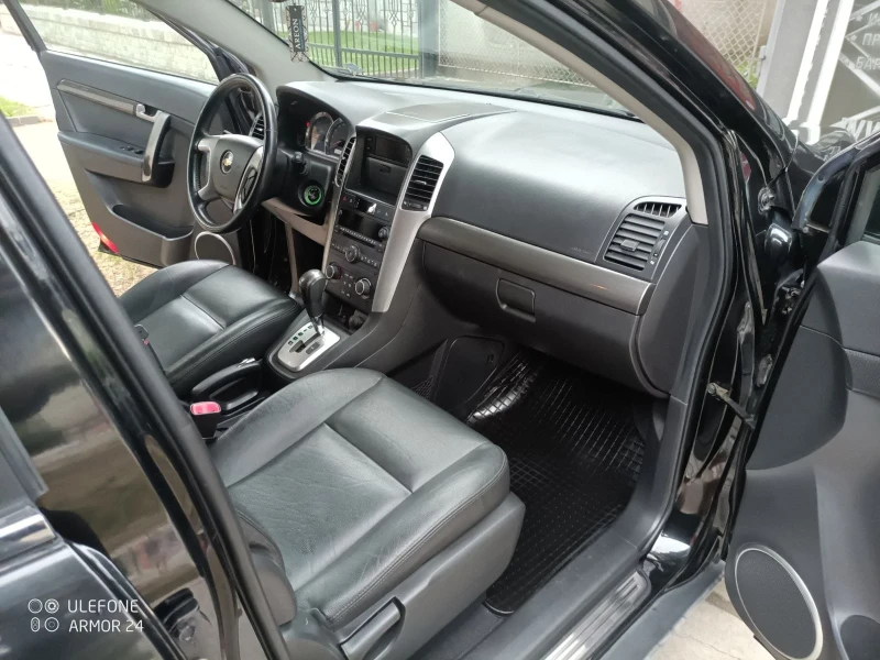 Chevrolet Captiva, снимка 9 - Автомобили и джипове - 52395100