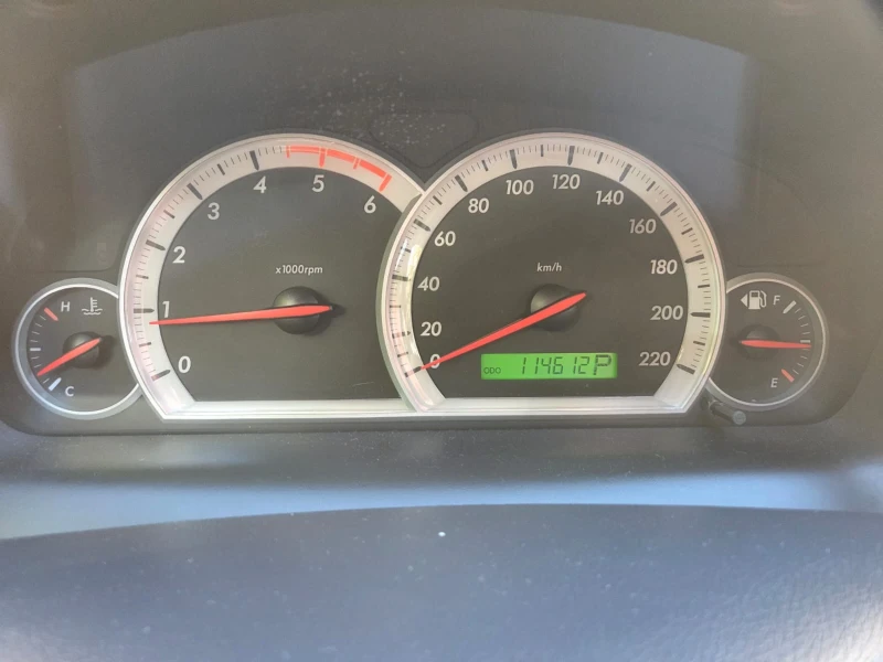 Chevrolet Captiva, снимка 17 - Автомобили и джипове - 52395100