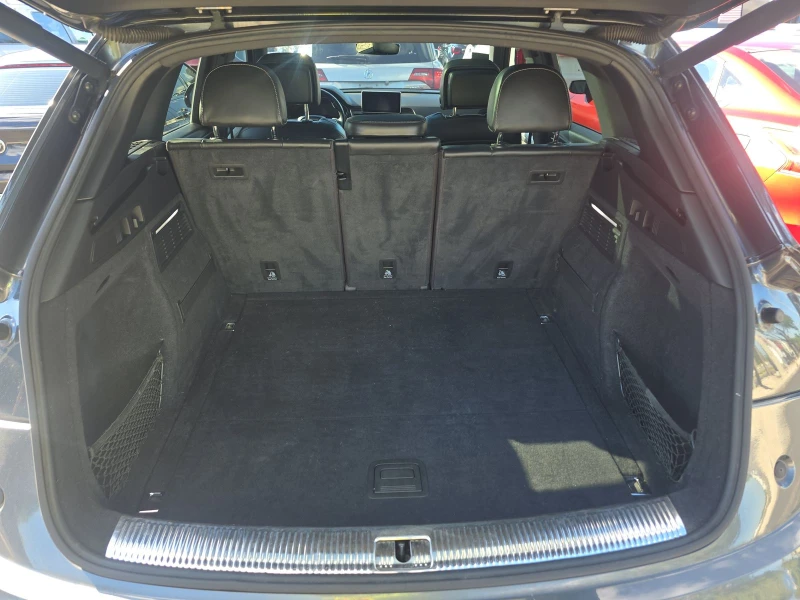 Audi SQ5 PREMIUM PLUS / DIGITAL / ПОДГРЕВИ / ПАНОРАМА, снимка 13 - Автомобили и джипове - 52383426