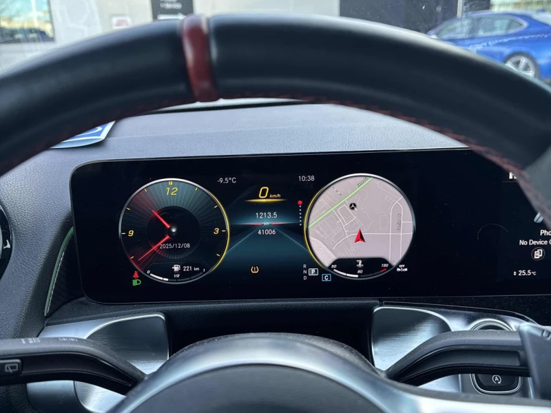 Mercedes-Benz GLB CARFAX* АВТОФИНАНСИРАНЕ* БЕЗ ПЪРВОНАЧАЛНА ВНОСКА* , снимка 8 - Автомобили и джипове - 52702025