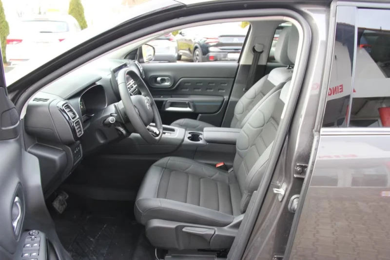 Citroen C5 Aircross PHEV/224HP/MAX/LED/PANO/CAM/NAVI/DIGITAL/870v, снимка 8 - Автомобили и джипове - 53190953