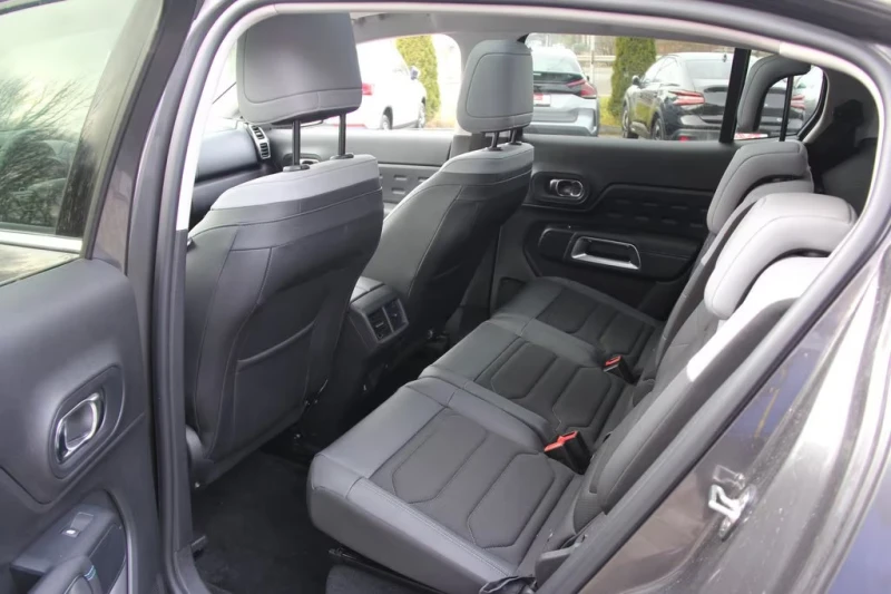 Citroen C5 Aircross PHEV/224HP/MAX/LED/PANO/CAM/NAVI/DIGITAL/870v, снимка 10 - Автомобили и джипове - 53190953