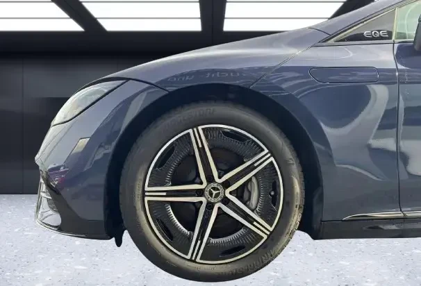 Mercedes-Benz EQE 500 4Matic = AMG Line = Premium Гаранция - изображение 5