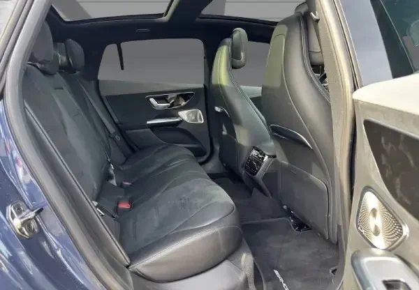 Mercedes-Benz EQE 500 4Matic = AMG Line = Premium Гаранция - изображение 10