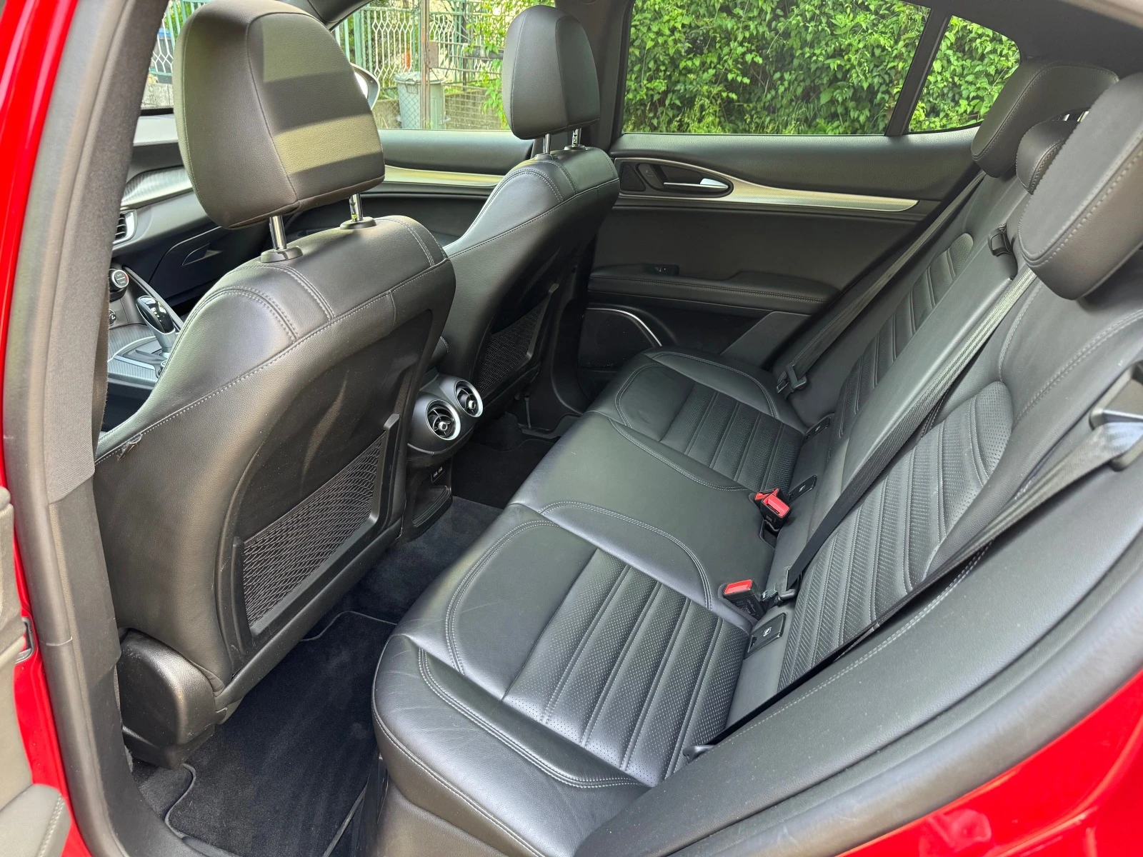 Alfa Romeo Stelvio 2.0T Q4 | Mobile.bg   12