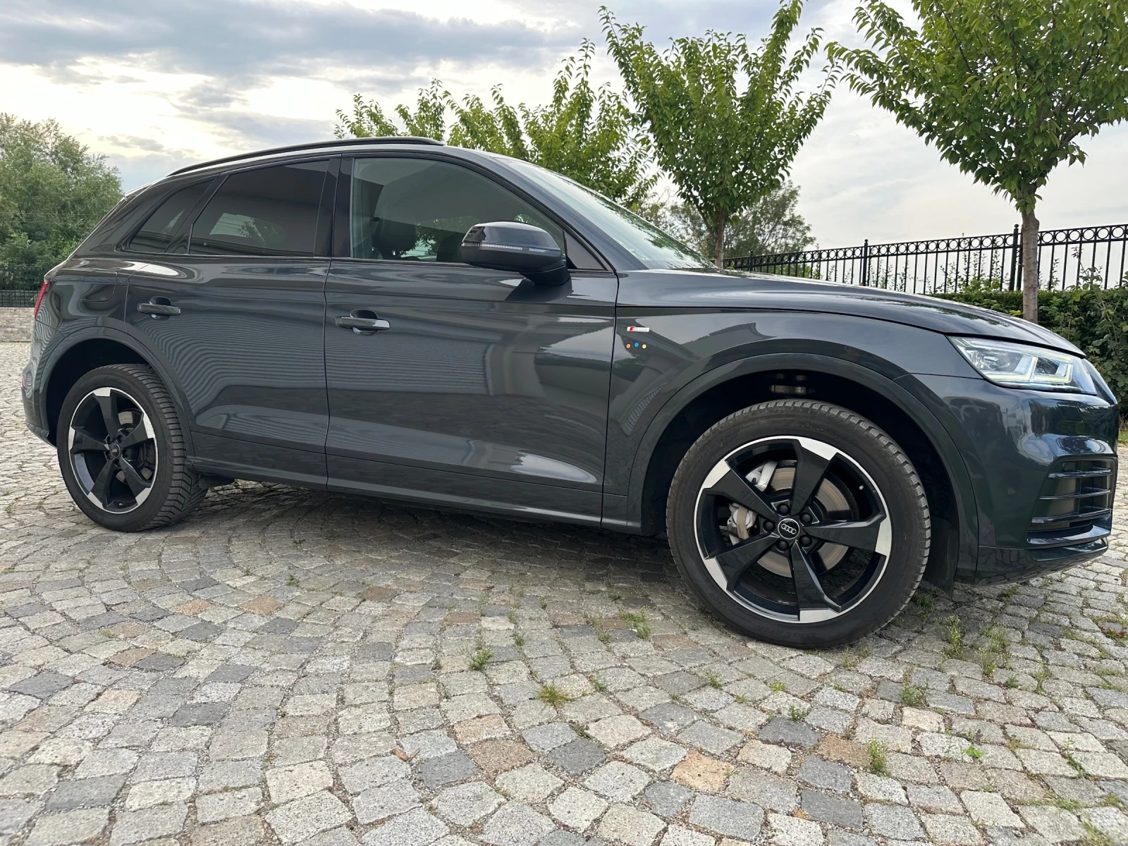 Audi Q5 45 TFSI+ 4x4 Sline Plus+ DIGITAL+ LED+ PANO+ KAMER - изображение 4