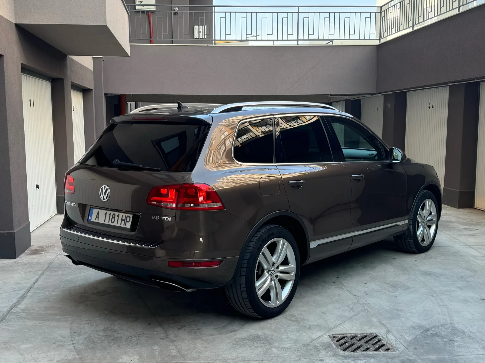 VW Touareg 4.2TDi Highline - изображение 3