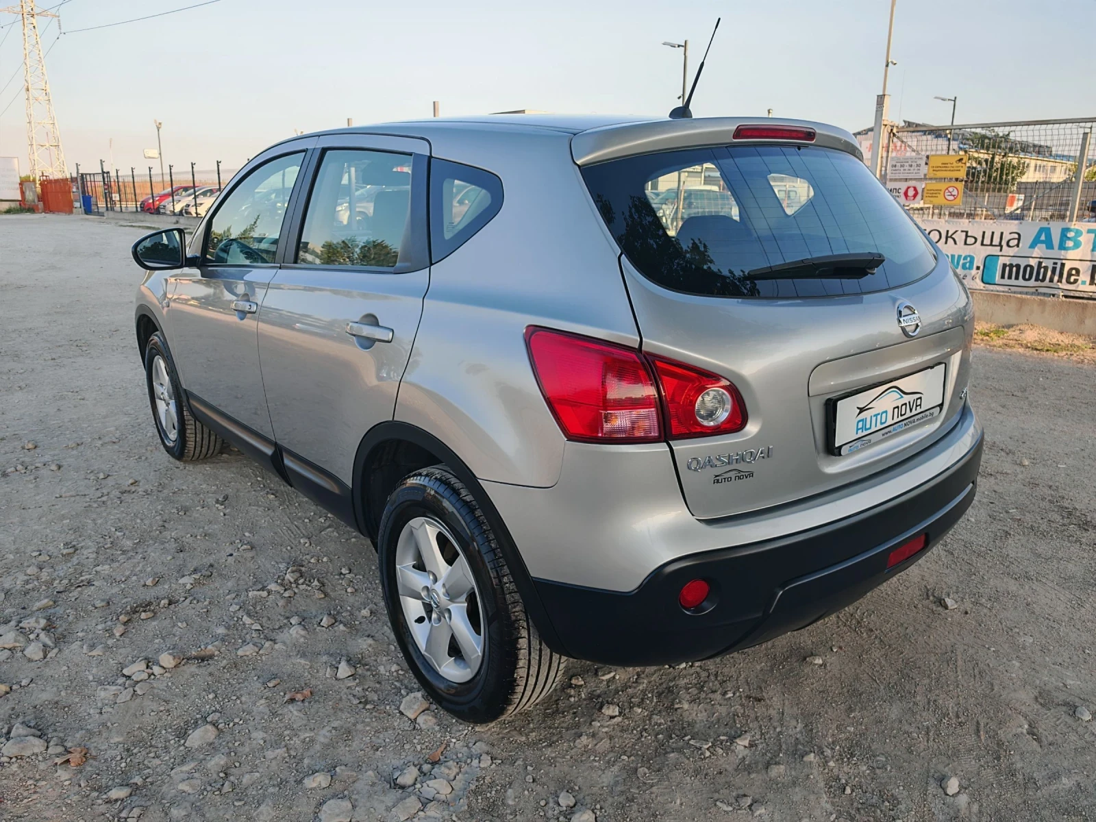 Nissan Qashqai 1.5 ДИЗЕЛ 106 К.С. УНИКАЛНО СЪСТОЯНИЕ!  - изображение 7
