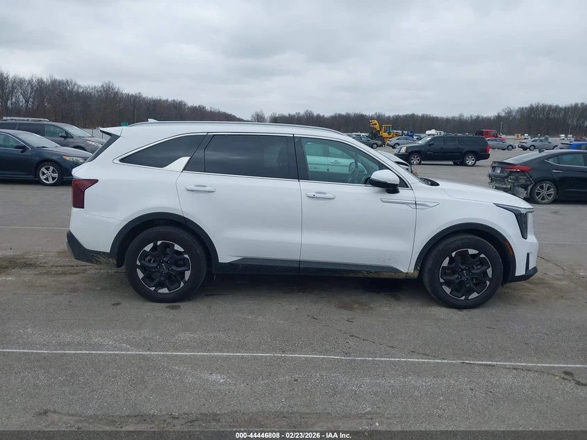 Kia Sorento 2.5l S, снимка 13 - Автомобили и джипове - 54098282