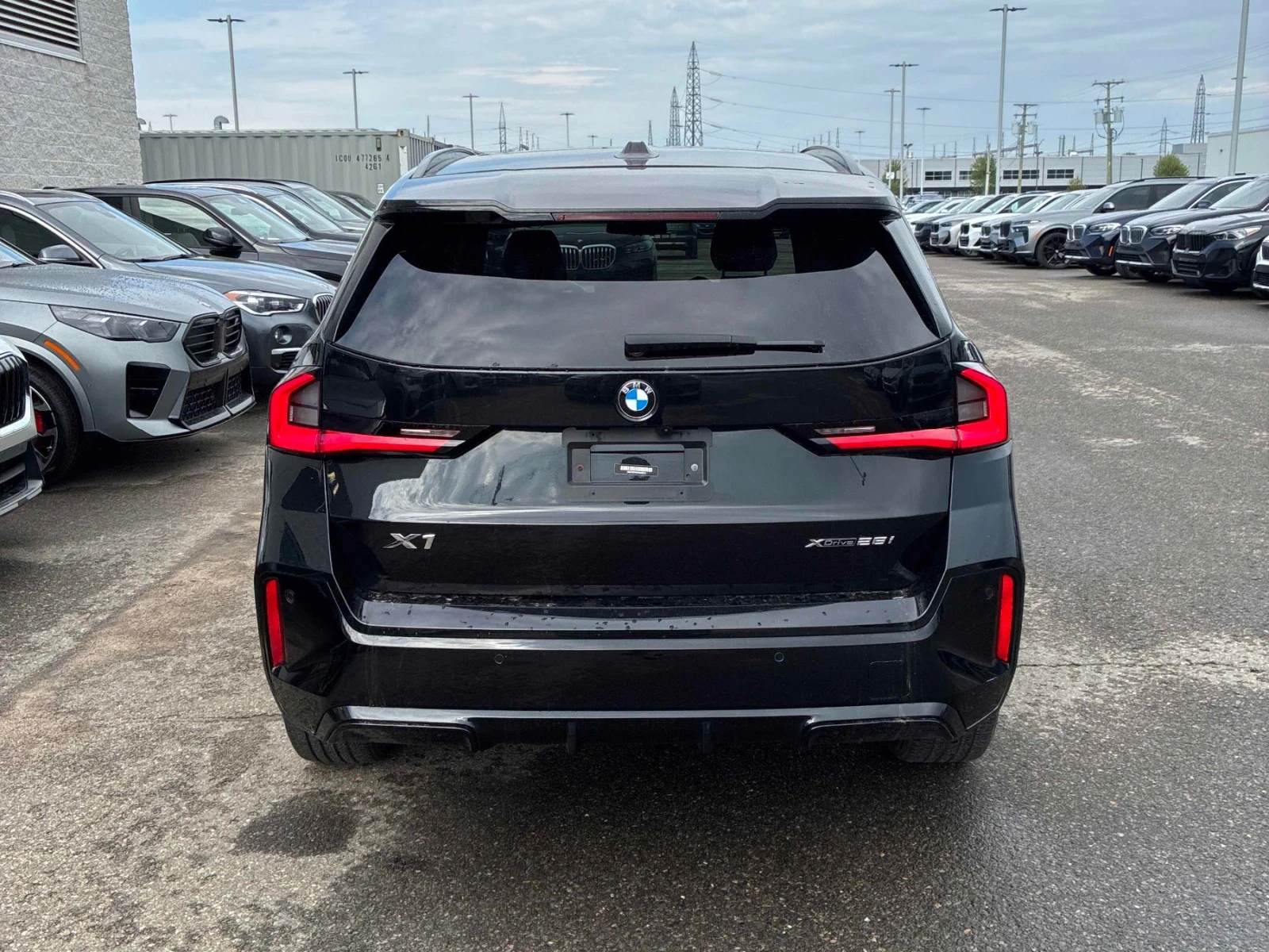 BMW X1 xDrive28i * ПОДГРЕВ * ПАНОРАМА * ДИГИТАЛНО ТАБЛО, снимка 4 - Автомобили и джипове - 54692639