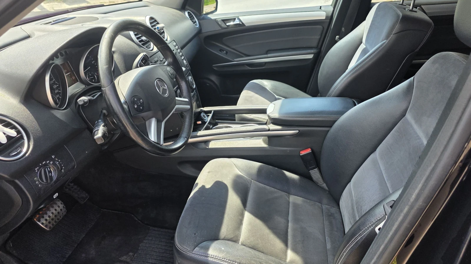 Mercedes-Benz ML 280 280 CDI  4 MATIC, снимка 11 - Автомобили и джипове - 54791539