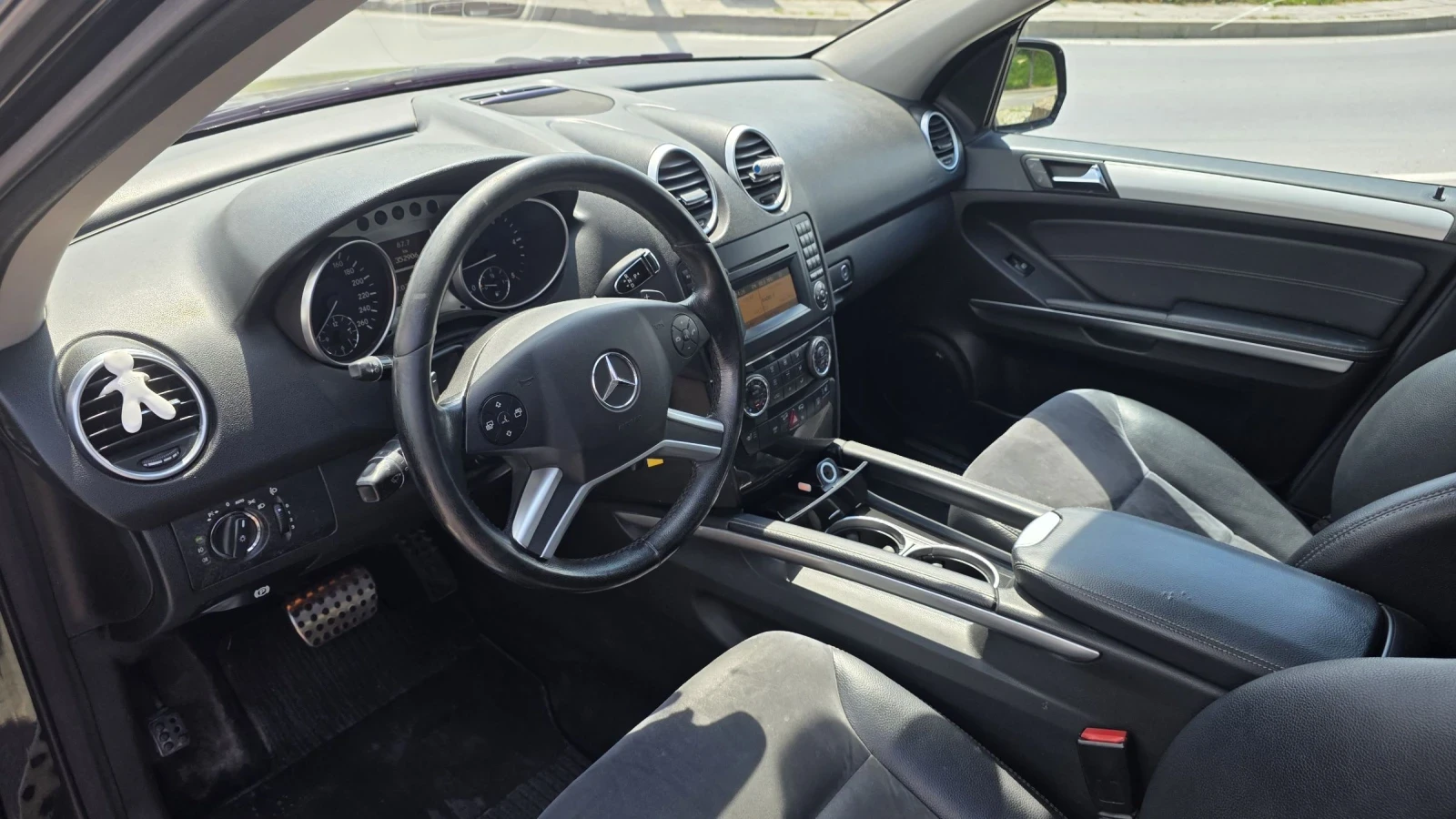 Mercedes-Benz ML 280 280 CDI  4 MATIC, снимка 13 - Автомобили и джипове - 54791539
