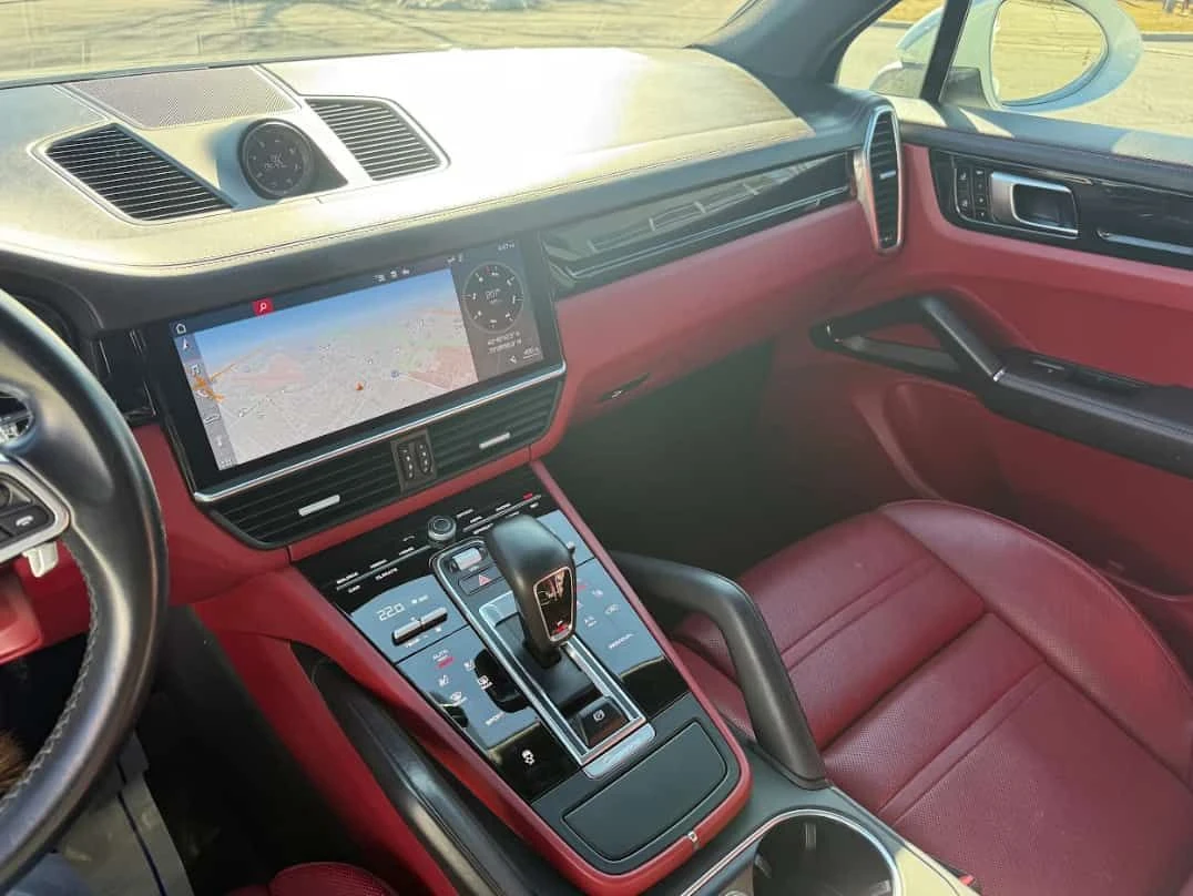 Porsche Cayenne ОБДУХВАНЕ* ПАНОРАМА* BOSE* 360КАМЕРИ* , снимка 9 - Автомобили и джипове - 54804091