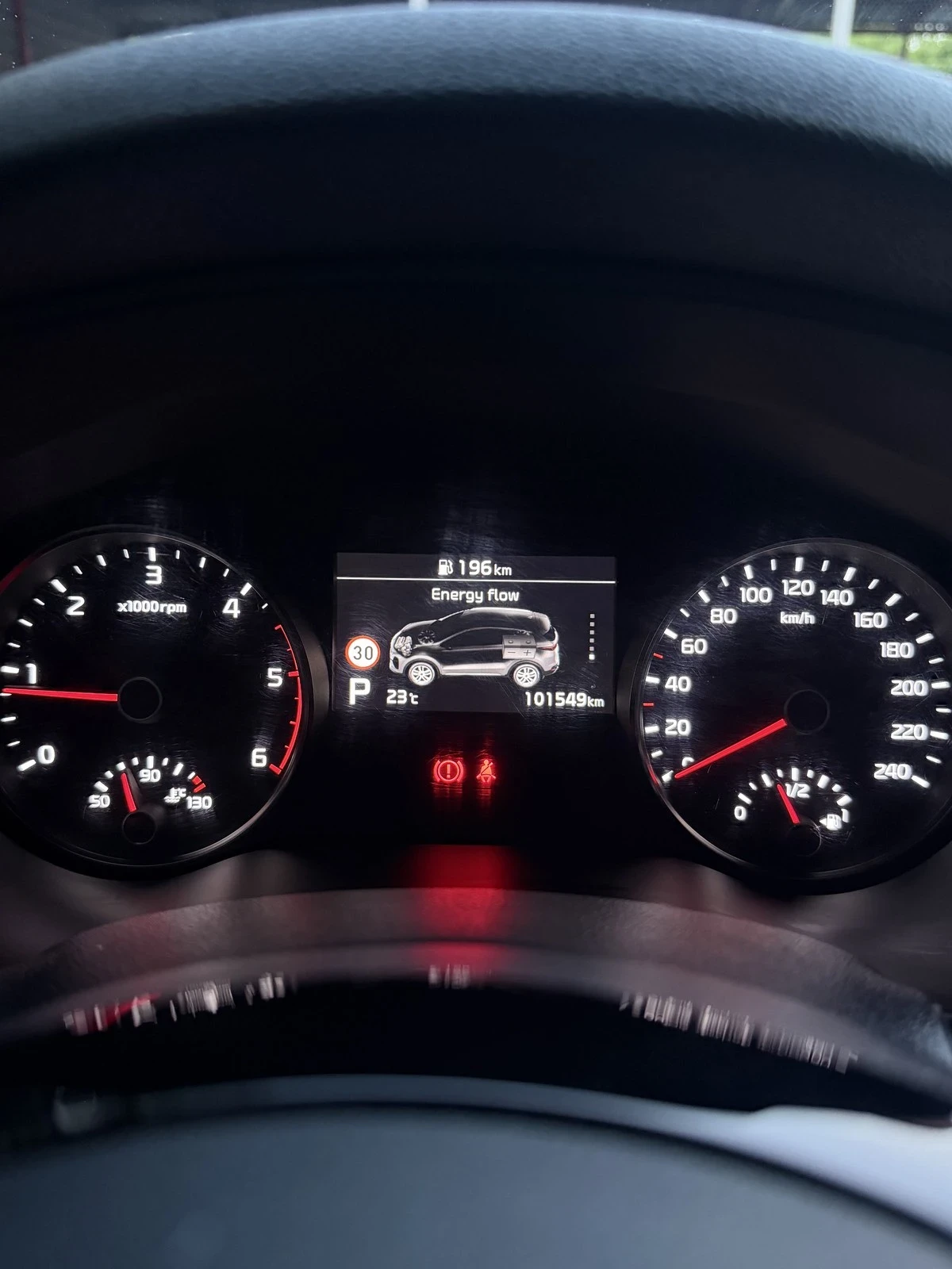 Kia Sportage 2.O CRDI Mild Hybrid 48V, снимка 9 - Автомобили и джипове - 54955687