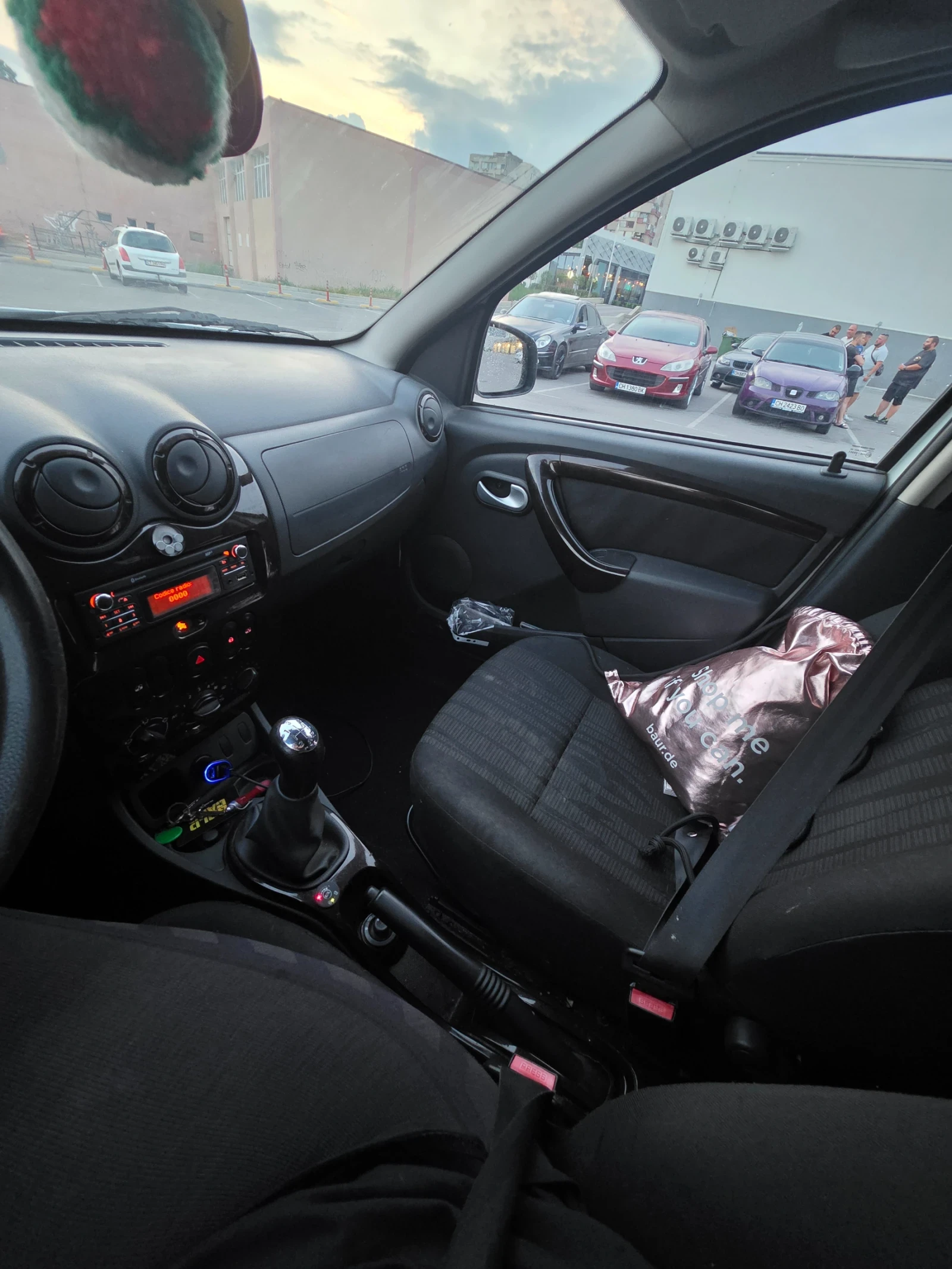 Dacia Duster, снимка 7 - Автомобили и джипове - 55213543